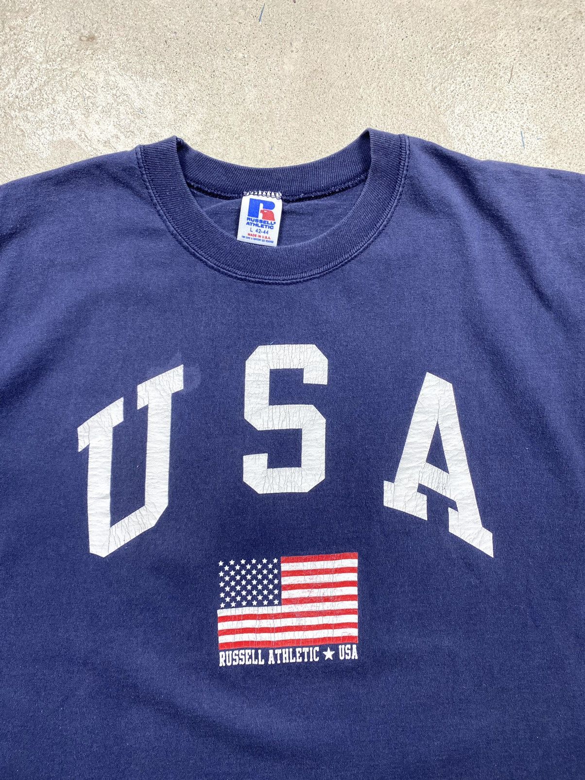 Russell Athletic Vintage 80-90’s Russell Athletic USA American Flag T Shirt Size US L / EU 52-54 / 3 - 4 Thumbnail