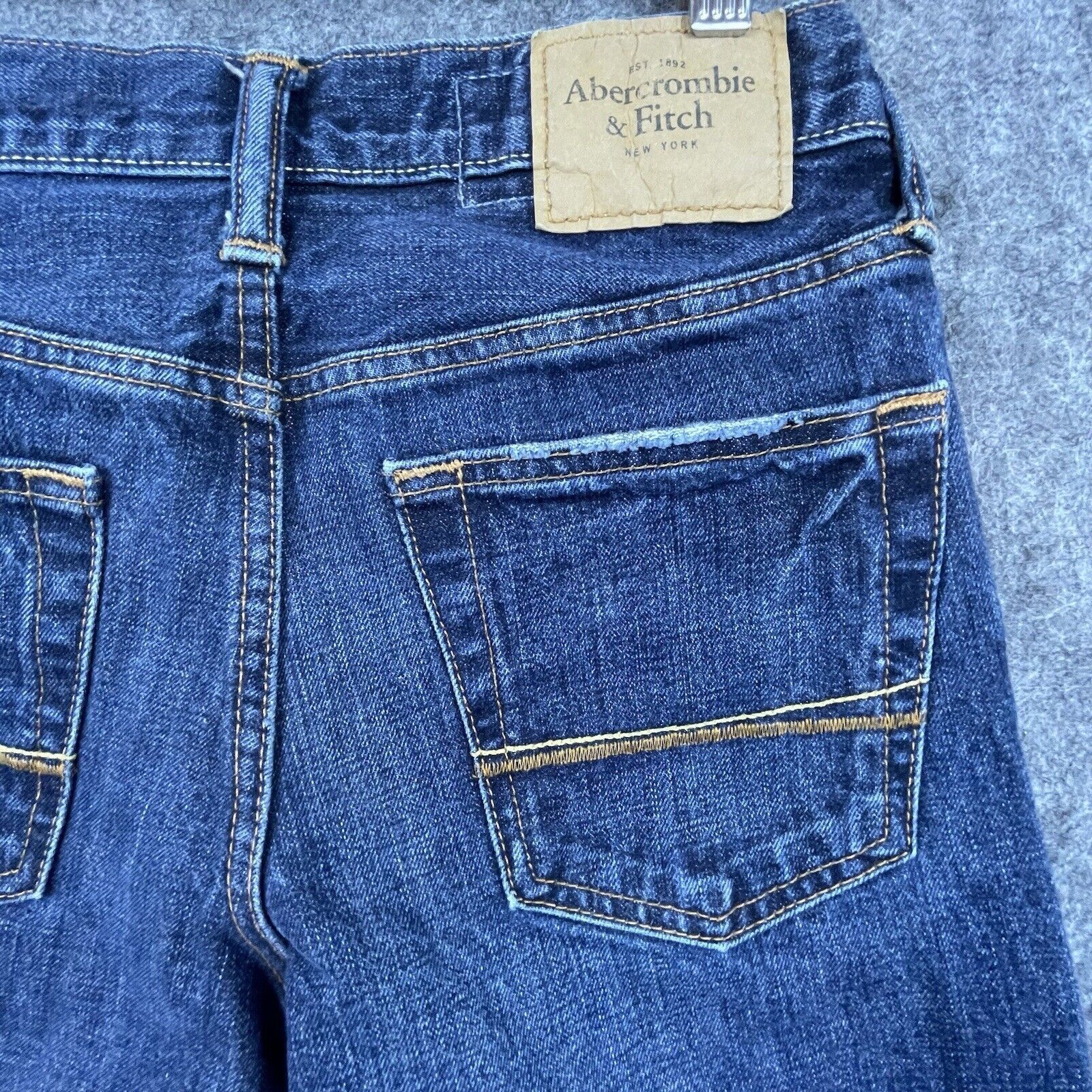 Abercrombie & Fitch Abercrombie & Fitch Jeans Mens 28 x 30 Skinny Button Fly Size US 28 / EU 44 - 3 Thumbnail