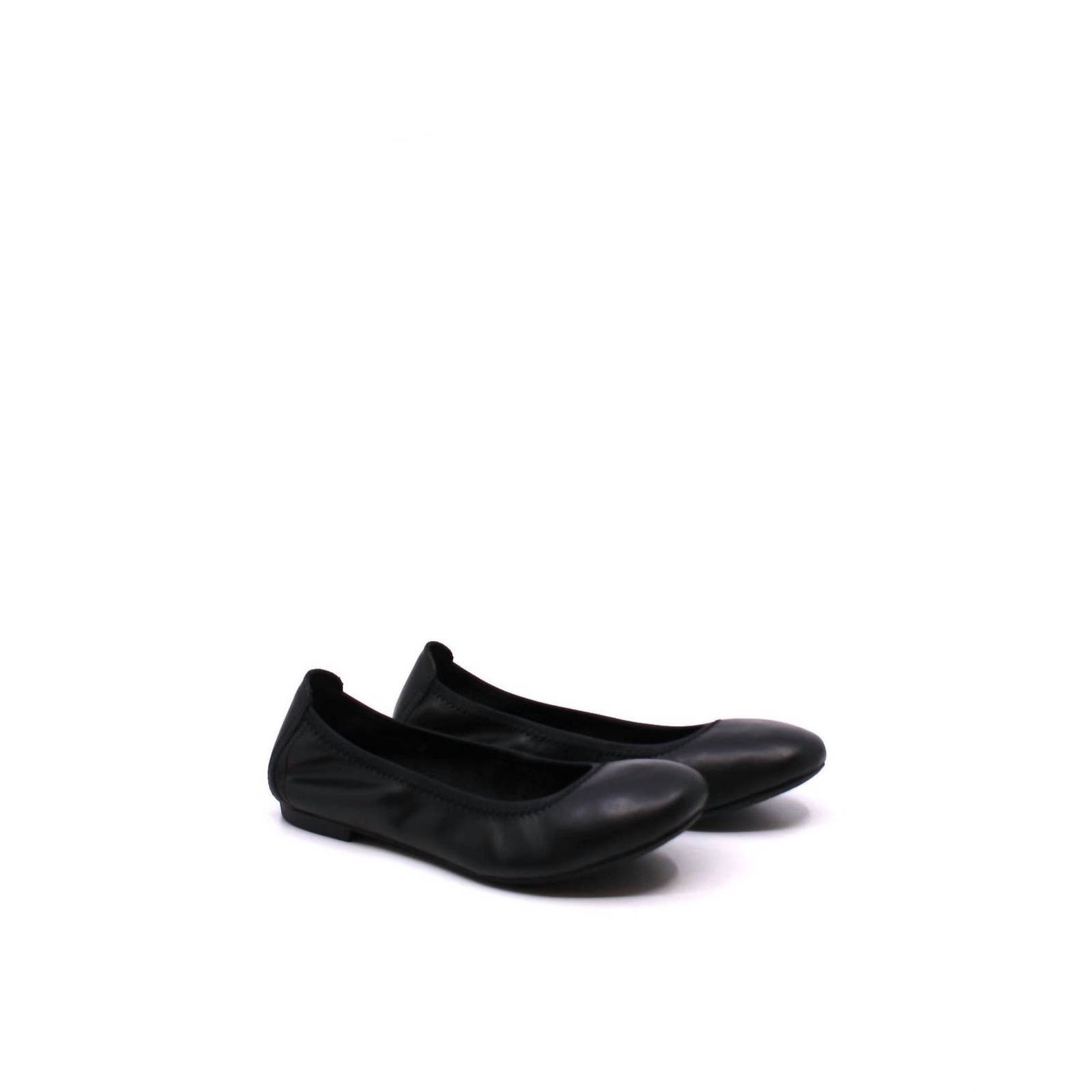 Born BORN Women s Julianne Flats In Black Grailed