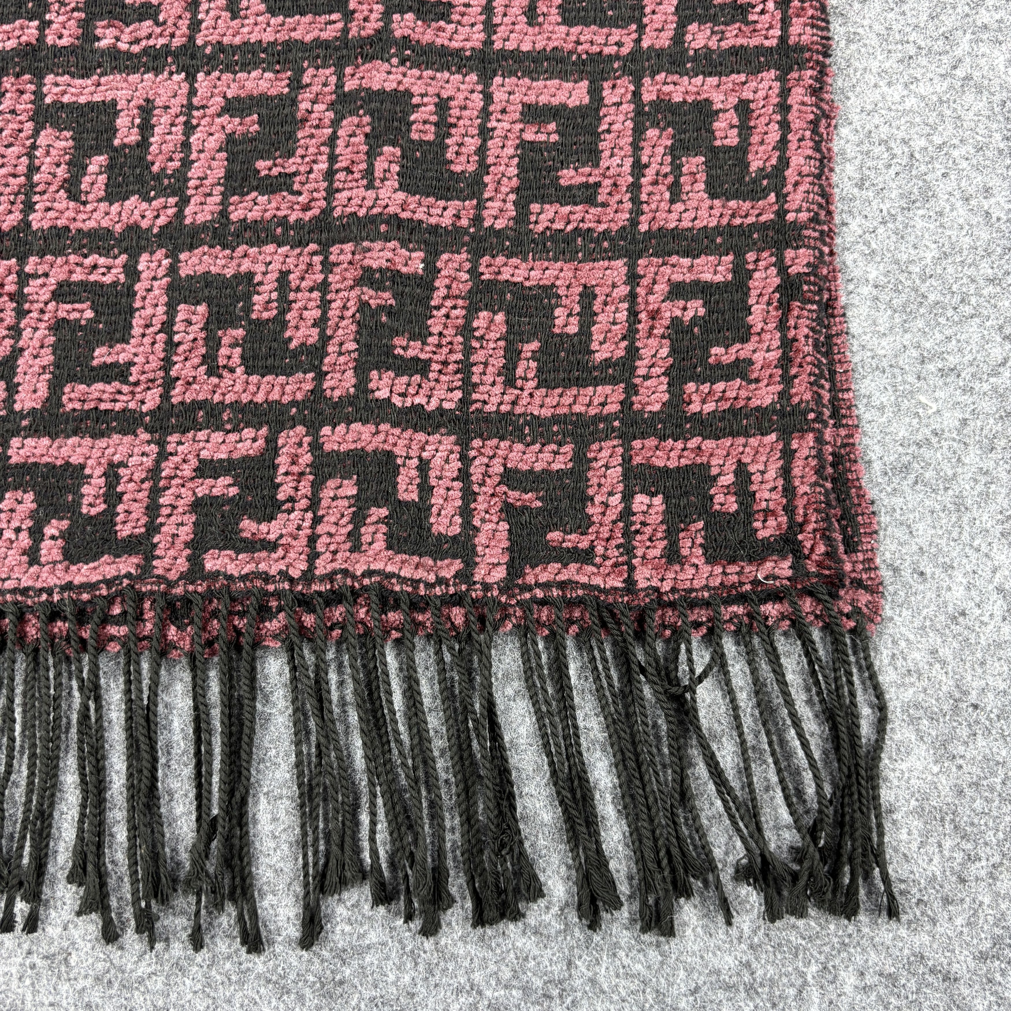 Fendi × Vintage GF10709 Fendi Scarf Neck Wear Muffler Nova Check Size ONE SIZE - 2 Thumbnail