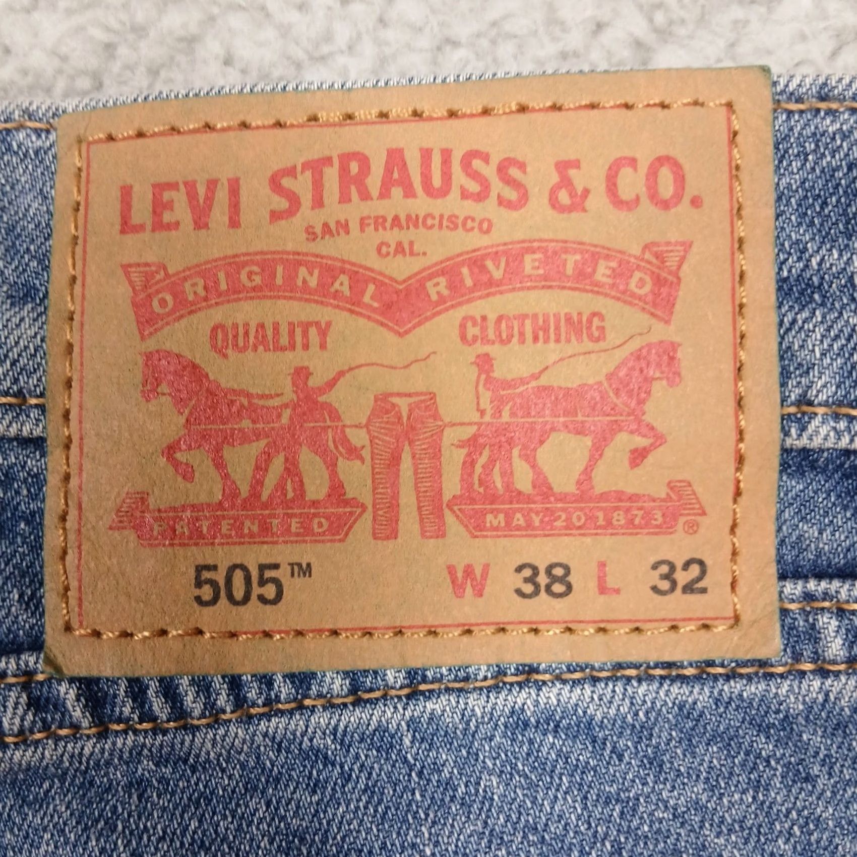 Levi's Levi's 505 Jeans Mens 38x32 Light Wash Straight Denim Classic Fit W38 L32 Blue Vintage: No Size US 32 / EU 48 - 3 Thumbnail