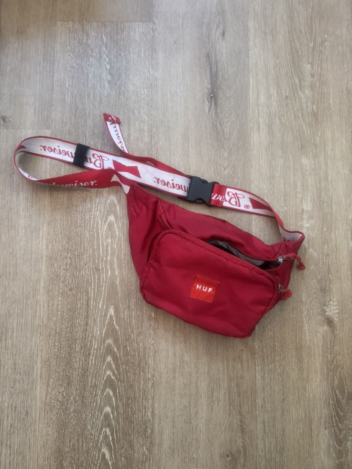 Budweiser × Huf Budweiser x HUF Official Beer Cooler Fanny Pack Size ONE SIZE - 4 Thumbnail
