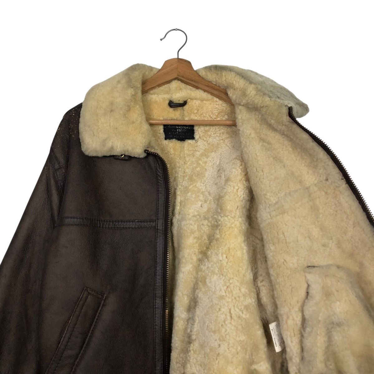 Vintage 🔥VINTAGE MILITARY B 3 LEATHER JACKET SHEARLING BLANKET Size US L / EU 52-54 / 3 - 14 Thumbnail