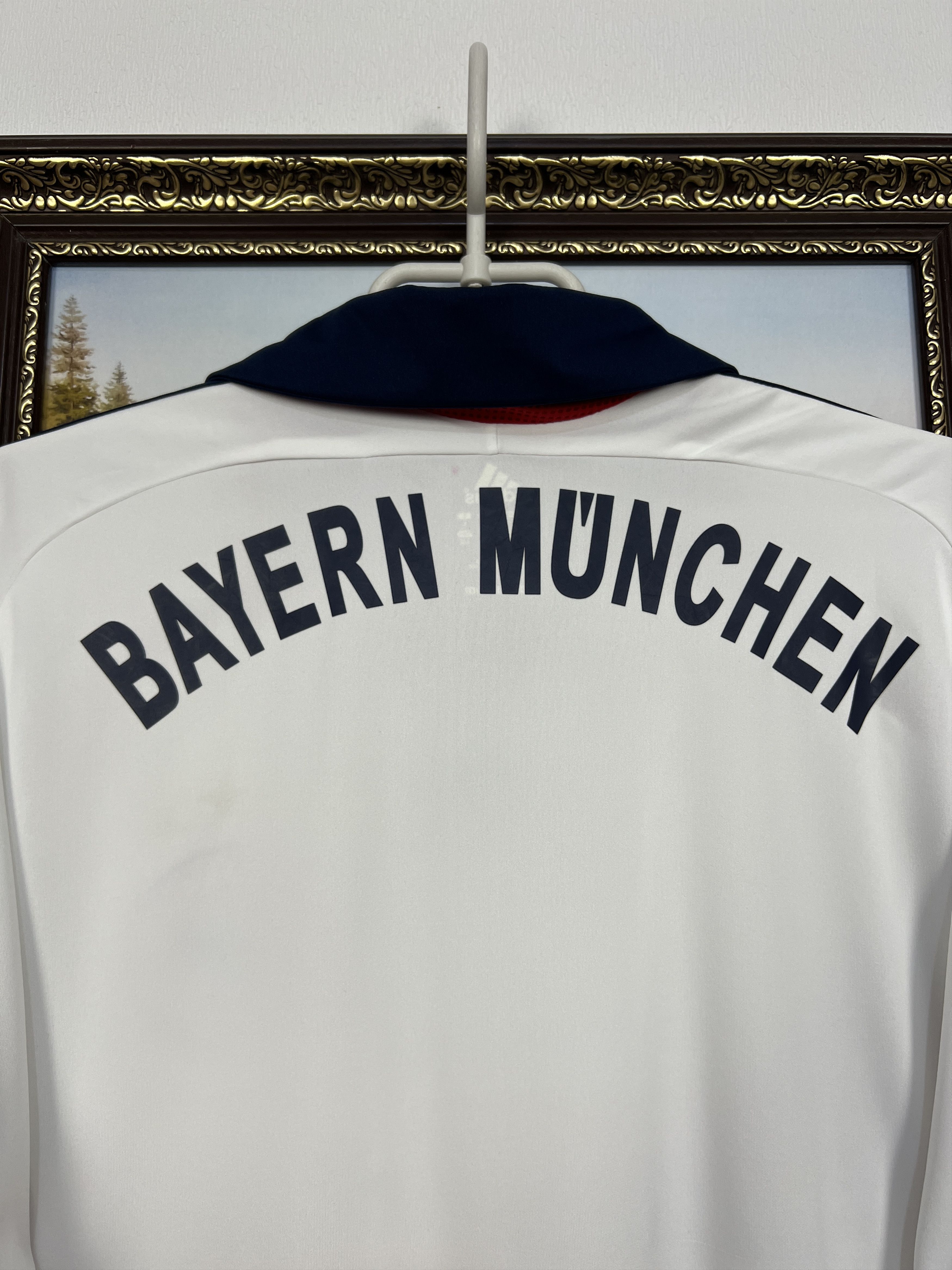 Adidas Bayern Munich Away football shirt 2006 Soccer Adidas Size US L / EU 52-54 / 3 - 13 Thumbnail