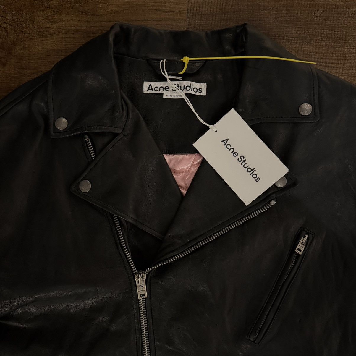 Acne Studios Acne Studios Distressed Leather Jacket Black Size US M / EU 48-50 / 2 - 3 Thumbnail