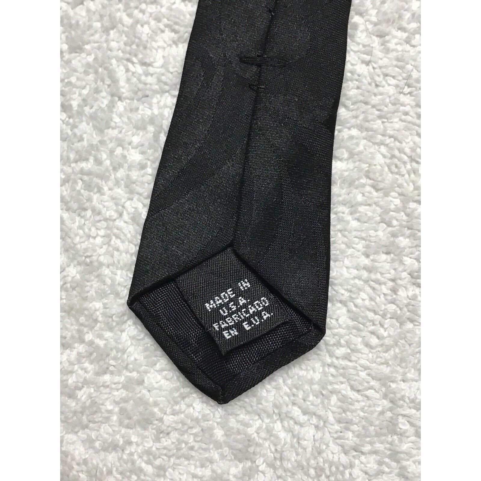 Vintage Hallmark Novel Ties Halloween Witches Bats Caldron Necktie Size ONE SIZE - 4 Thumbnail