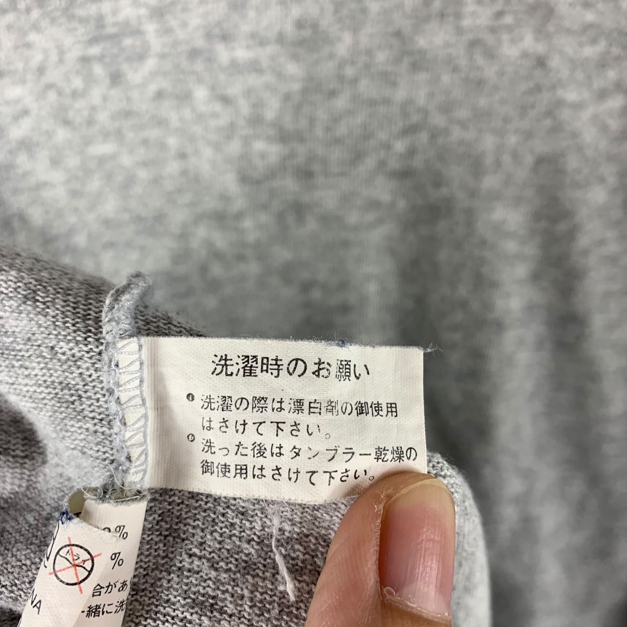 Japanese Brand Vintage PICTURESQUE SKETHCES overprint tee Size US M / EU 48-50 / 2 - 13 Thumbnail
