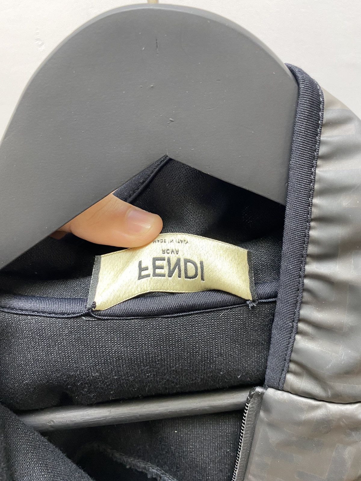 Fendi Fendi Monogram Hoodie Men’s M Black Hood Logo Hype Styled Size US M / EU 48-50 / 2 - 24 Thumbnail