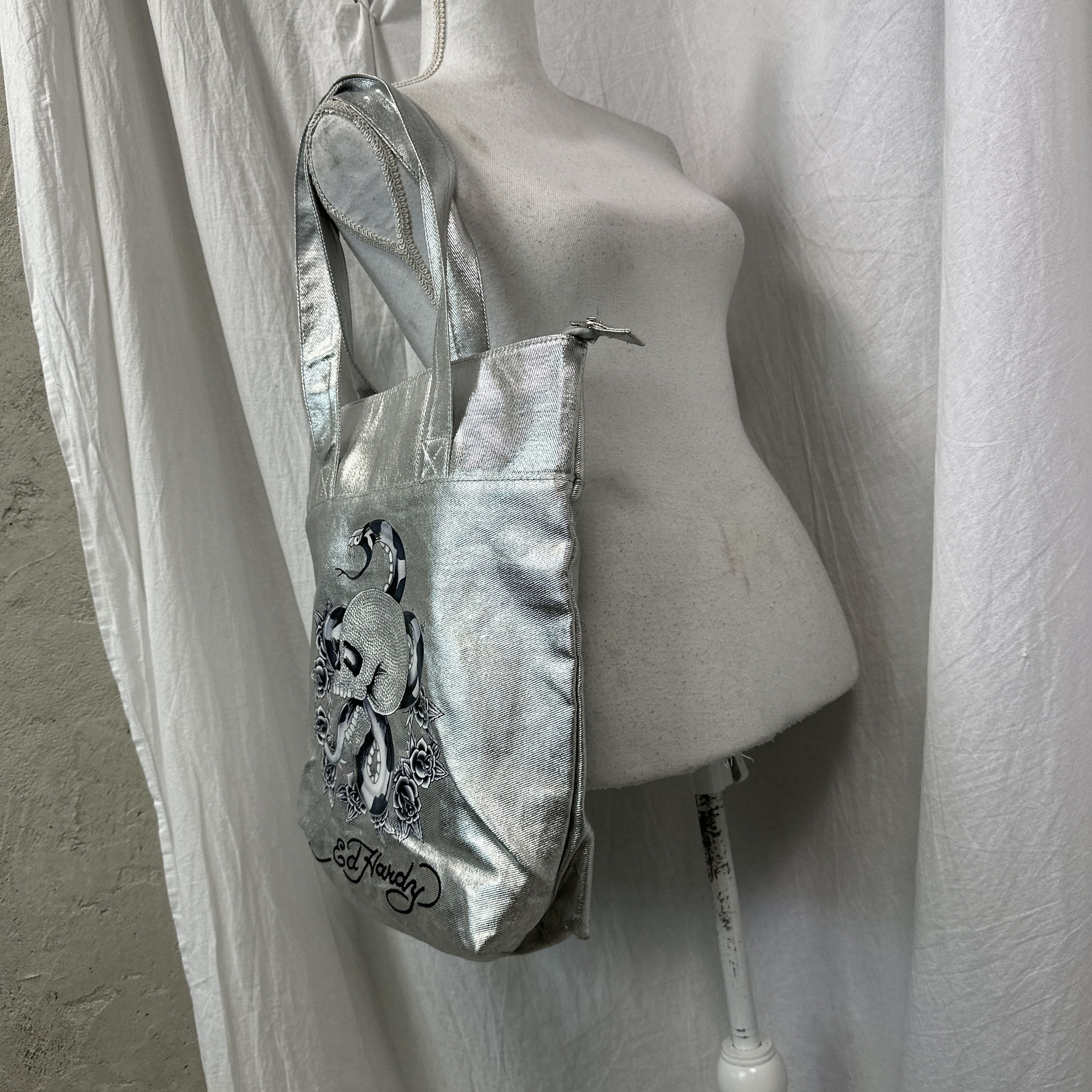 Ed Hardy Vintage Avant Garde Grunge Ed Hardy Silver Chrome Bag 00s Size ONE SIZE - 5 Thumbnail
