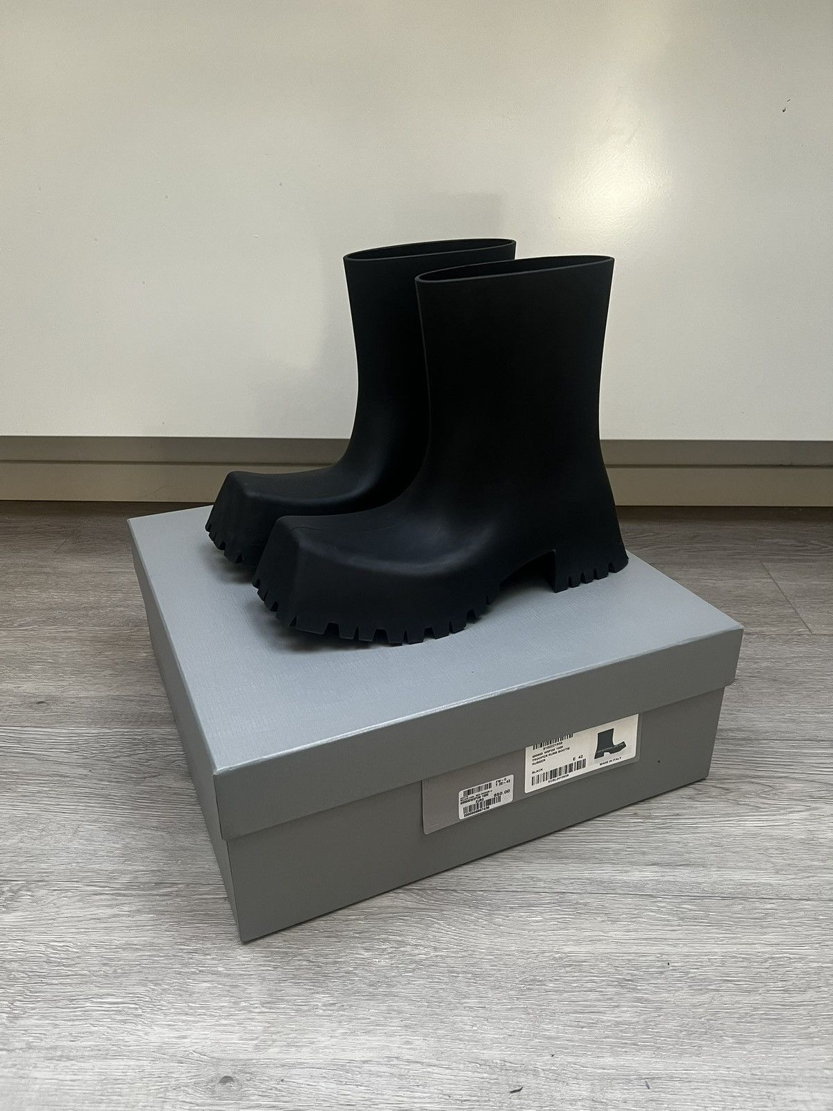 Balenciaga Balenciaga Trooper boots Size US 9 / EU 42 - 1 Thumbnail