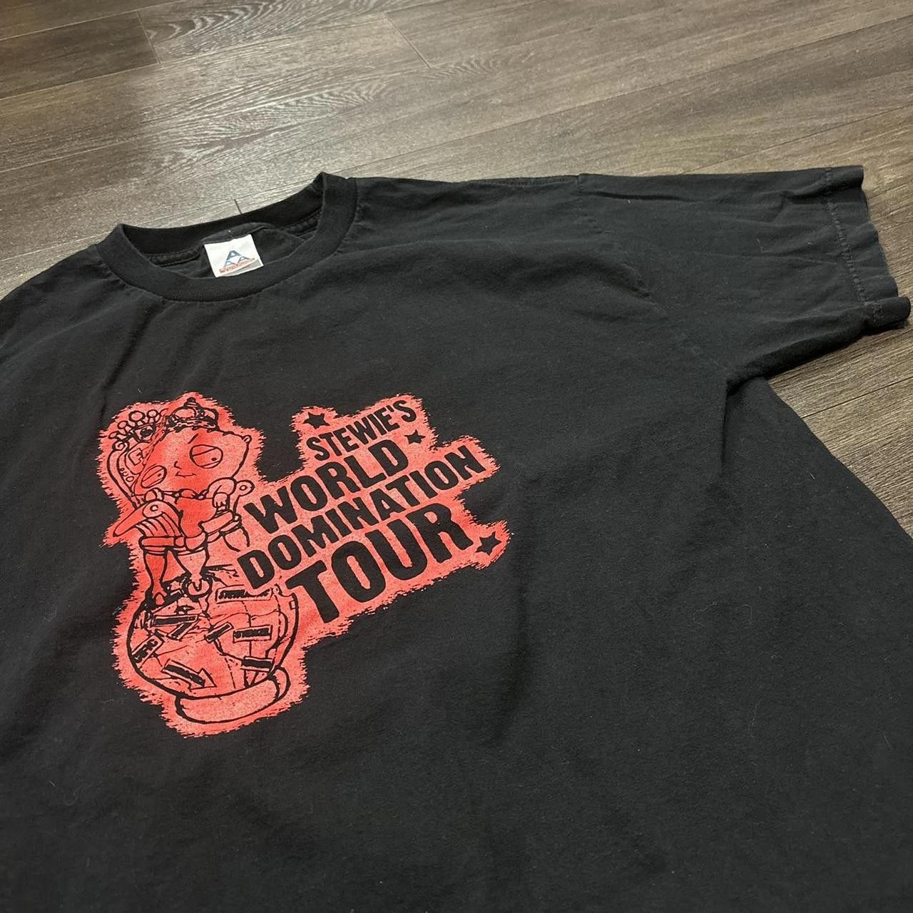 Designer vintage family guy stewies world domination tour t shirt L Size US L / EU 52-54 / 3 - 1 Thumbnail