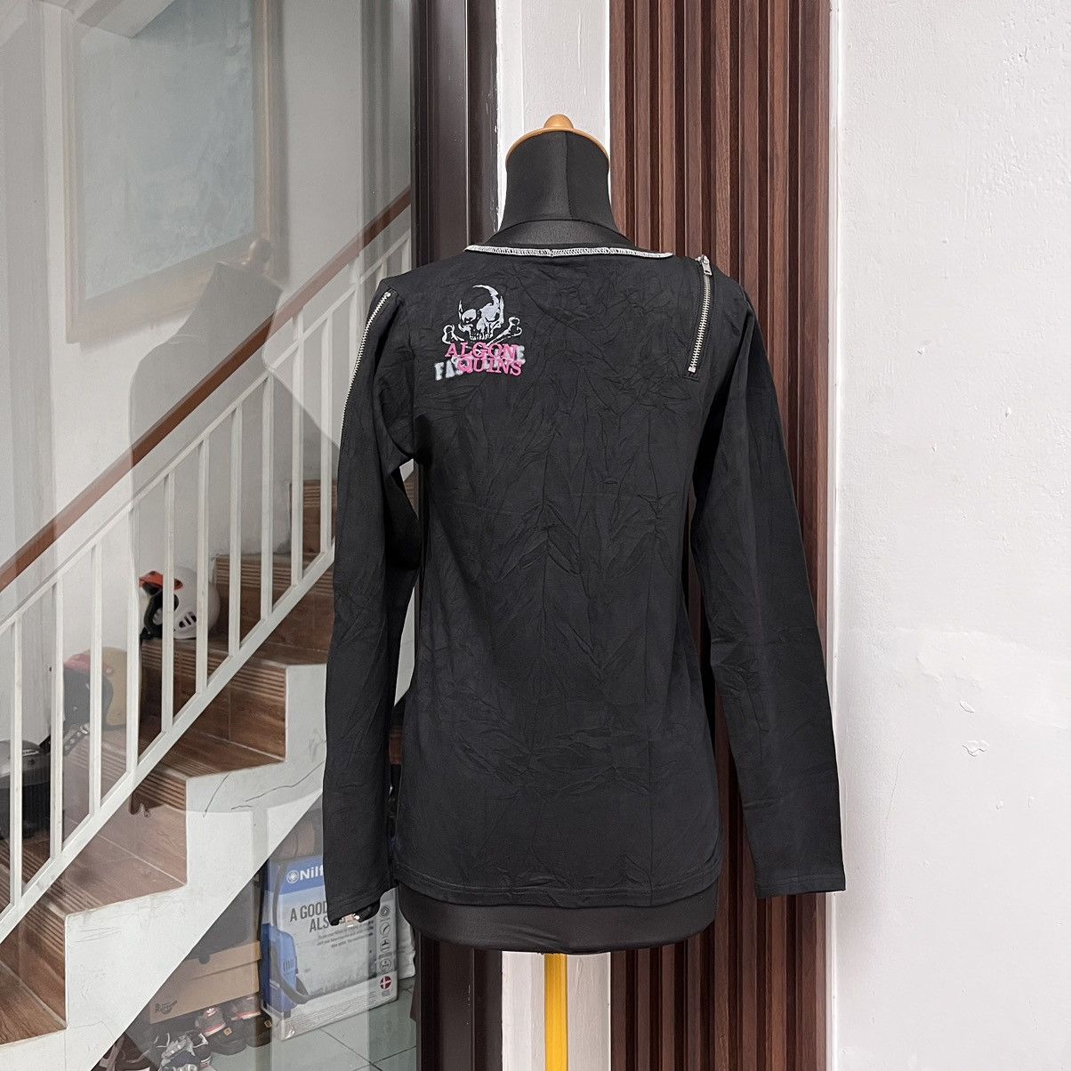 Japanese Brand Bondage Punk T-Shirt Algonquins Seditionaries Multi Zipper Size M / US 6-8 / IT 42-44 - 2 Thumbnail