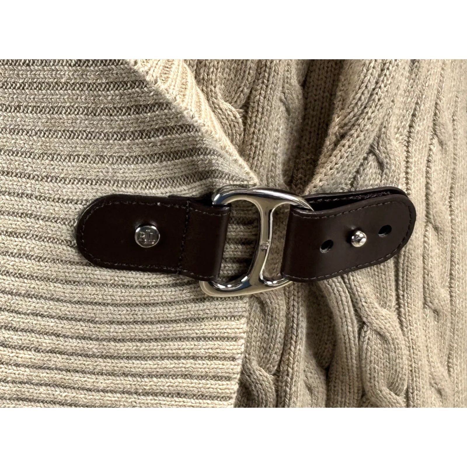 Ralph Lauren VINTAGE Lauren Ralph Lauren Cableknit Sweater Cardigan XL Women’s Tan/grey Buckle Preppy Size XL / US 12-14 / IT 48-50 - 6 Thumbnail