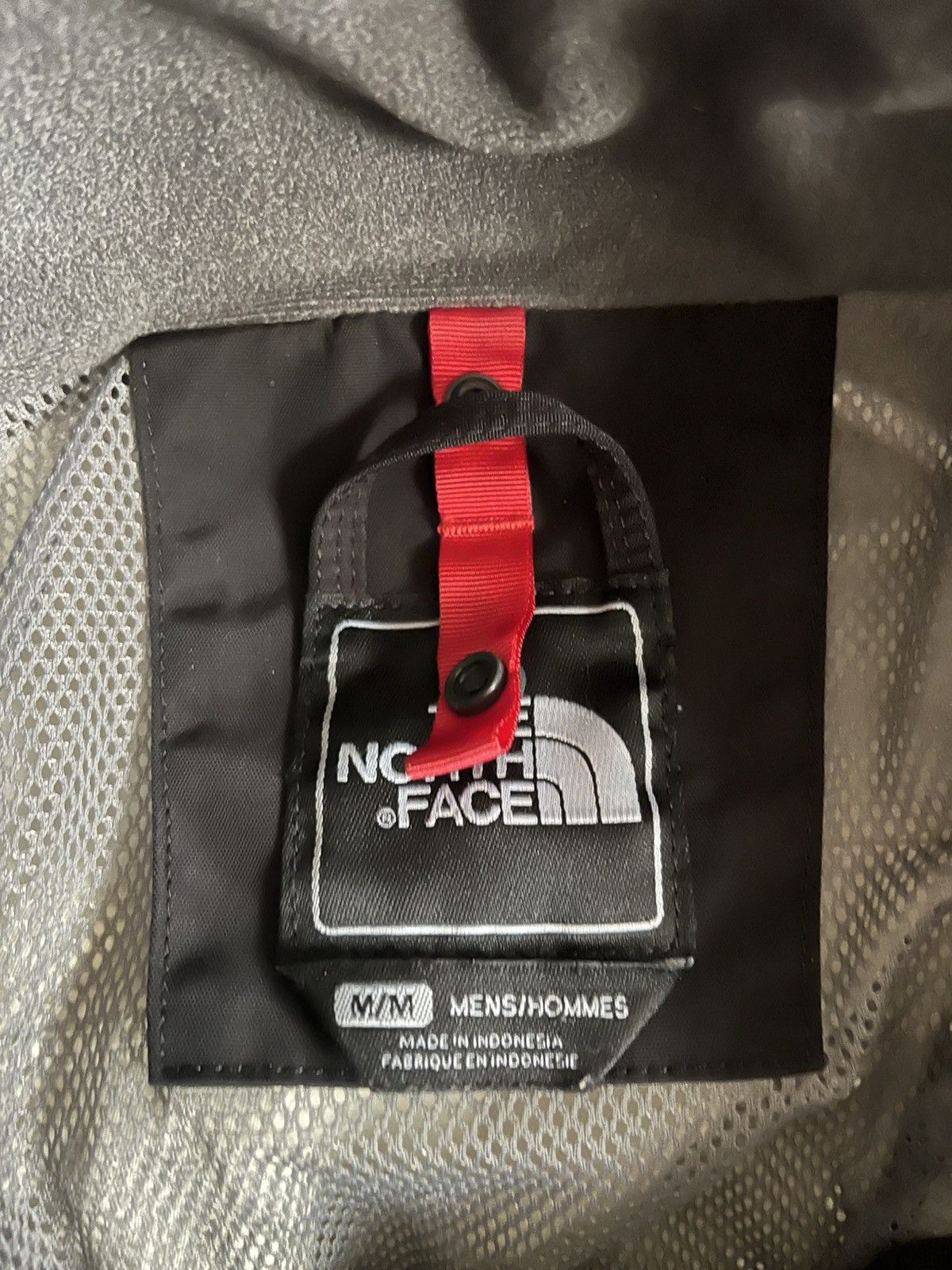 The North Face The North Face men's medium rain jacket Size US M / EU 48-50 / 2 - 8 Thumbnail