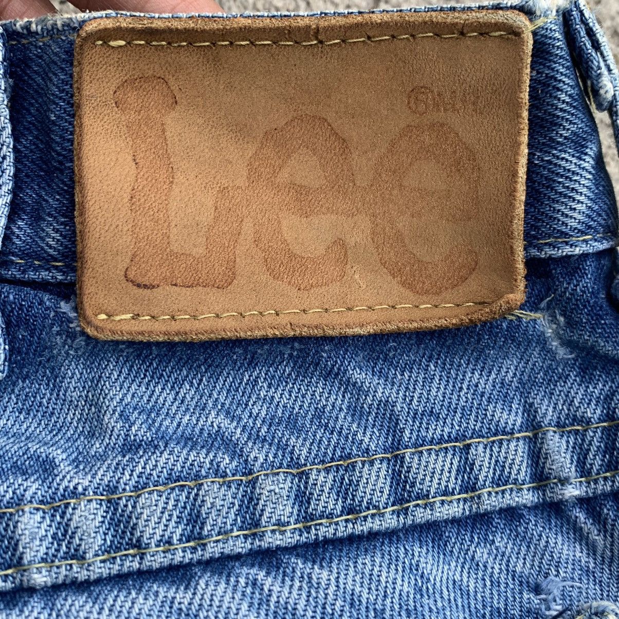 Lee Vintage 90s Lee USA Straight Leg Distressed Jeans W30X30 Size US 30 / EU 46 - 14 Thumbnail