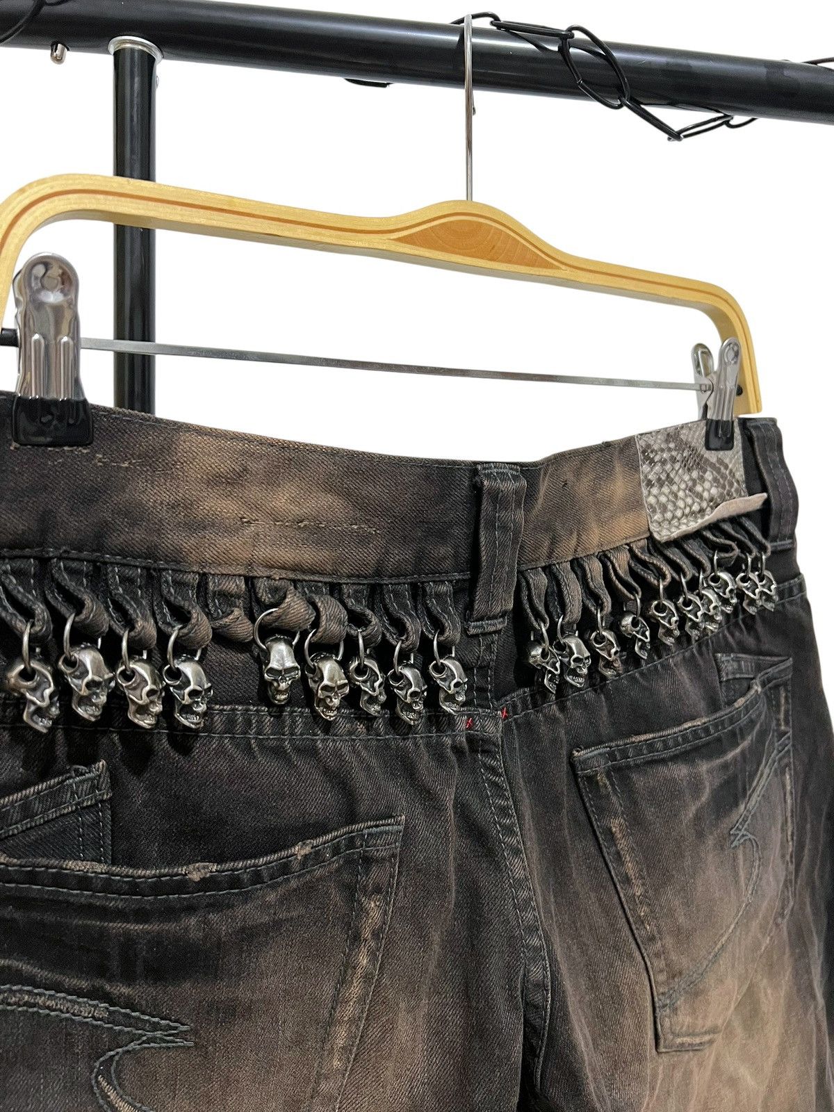 If Six Was Nine Semantic Mudwash skull distressed denim pants Size US 32 / EU 48 - 2 Thumbnail