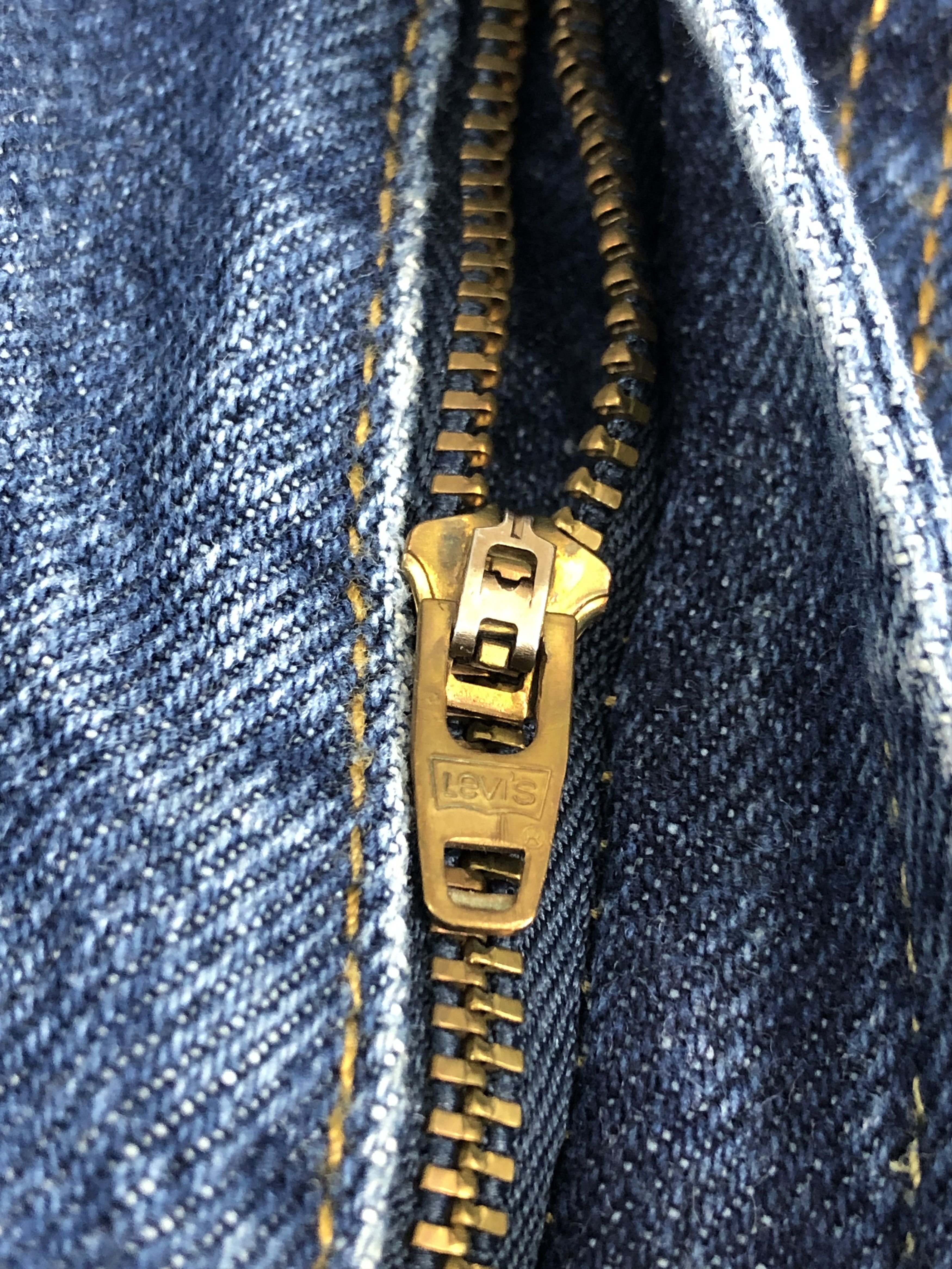 Levi's Vintage Levis 505 Faded Blue Jeans DP2240 Size US 34 / EU 50 - 14 Thumbnail