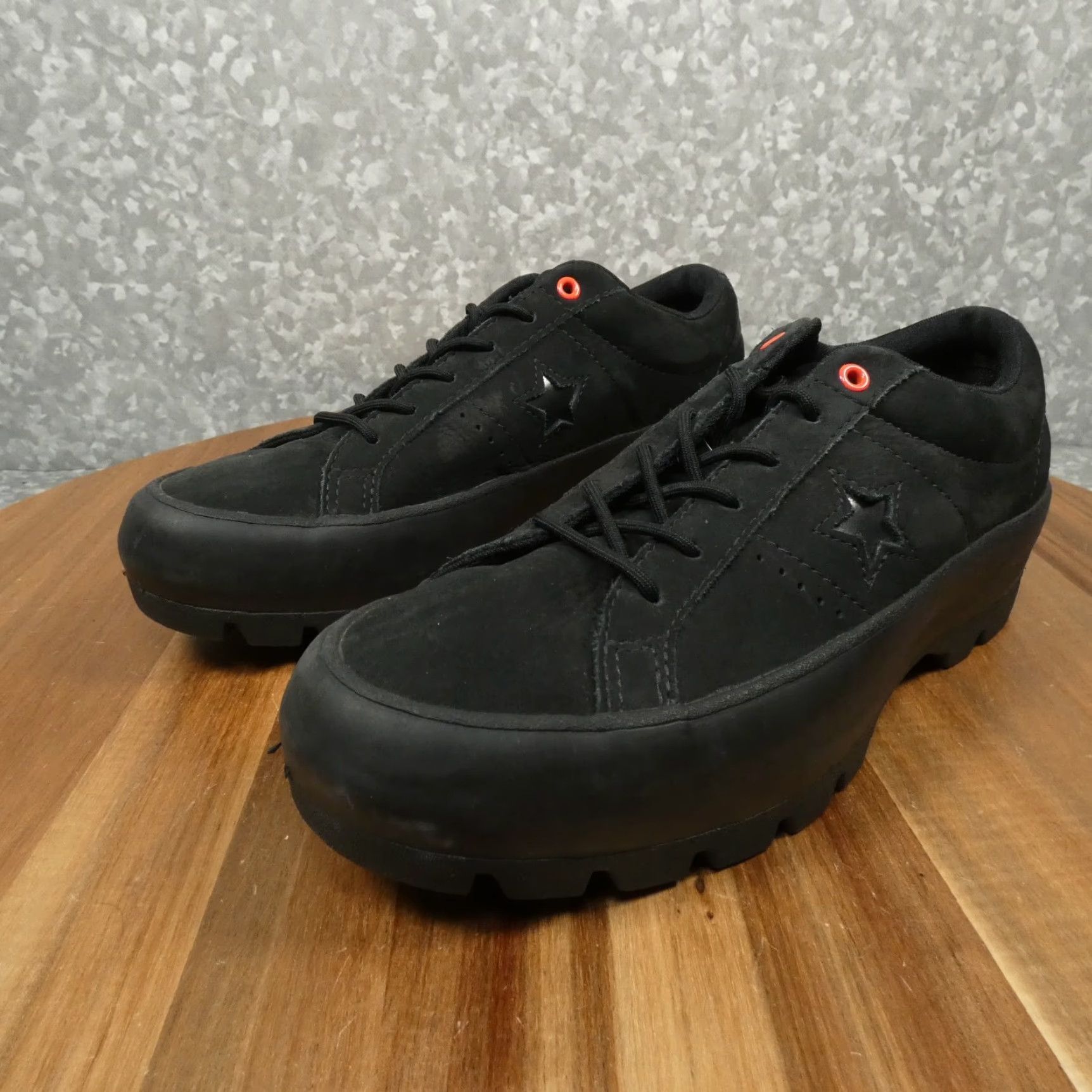 Converse Converse One Star Lugged Low Top Sneaker Womens 6 Black 565064C Size S / US 4 / IT 40 - 7 Thumbnail