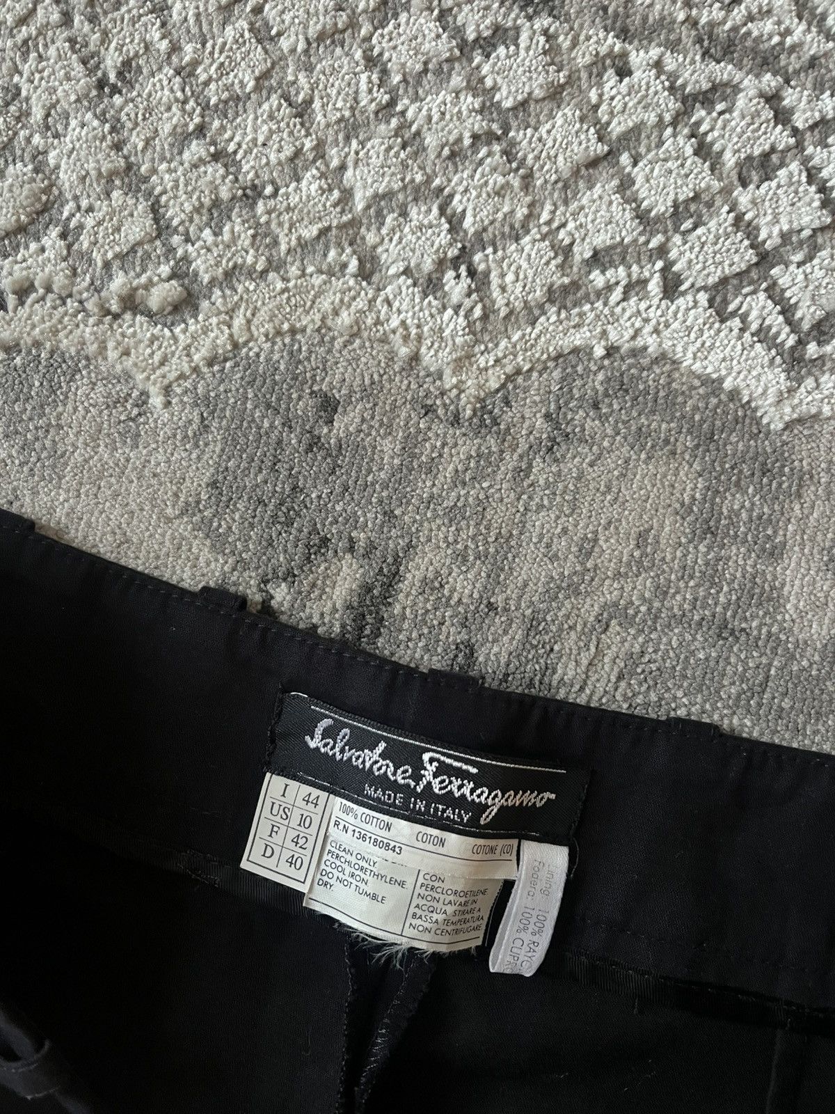 Salvatore Ferragamo Salvatore Ferragamo Vintage Luxury classic pants old money Size 30" / US 8 / IT 44 - 4 Thumbnail