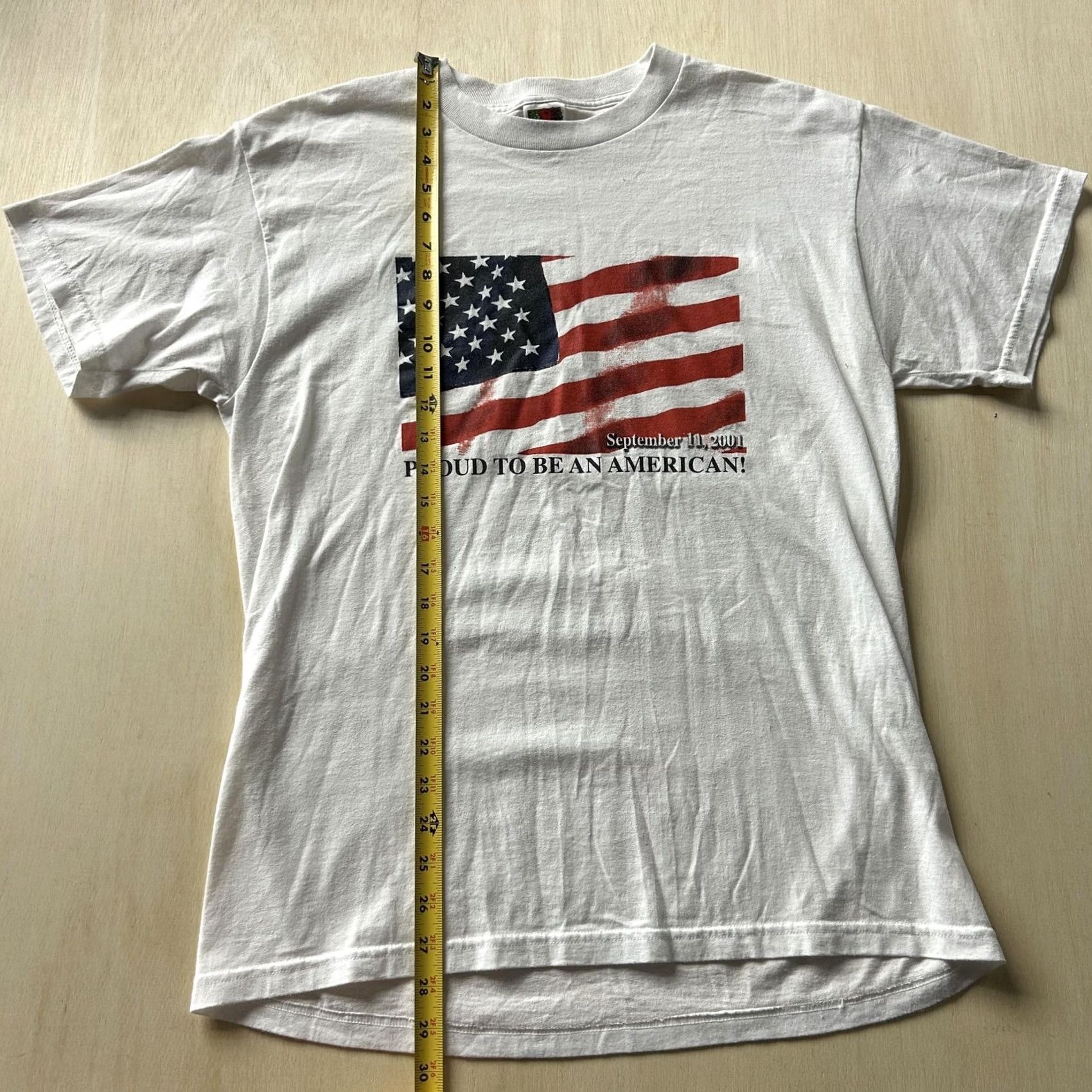 Fruit Of The Loom VINTAGE Fruit Of The Loom Shirt Mens Large White Proud American Flag Tee Size US L / EU 52-54 / 3 - 4 Thumbnail