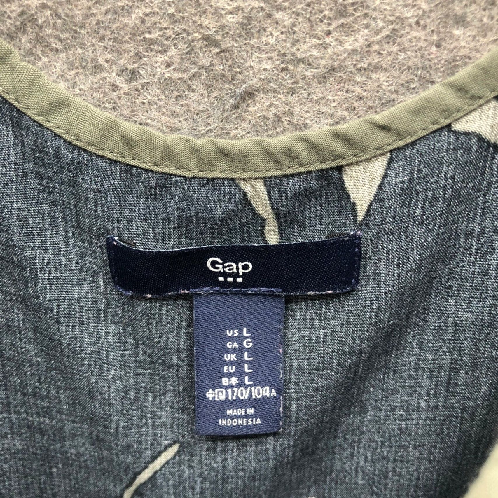 Gap VINTAGE Gap Palm Print Tank Top Womens L Black Sage Green Rayon Scoop Neck Hawaiian Size L / US 10 / IT 46 - 3 Thumbnail