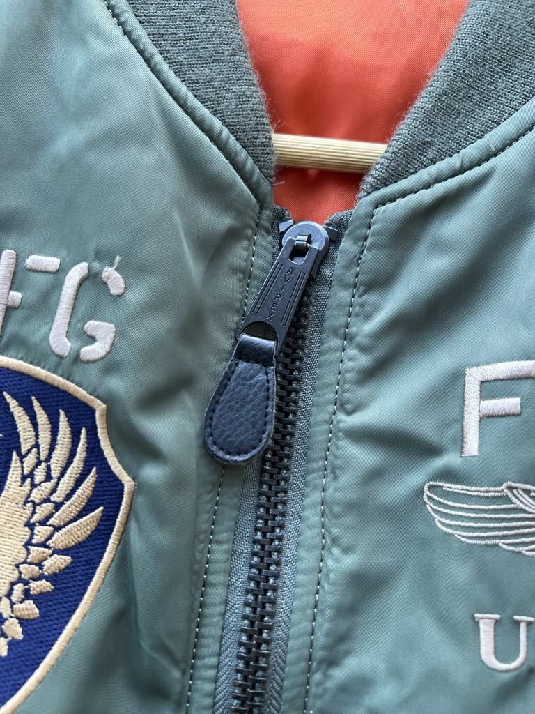 希少 AVIREX LEATHER MA-1 FLYING SHARKS Avirex - MA - 1 - Flying