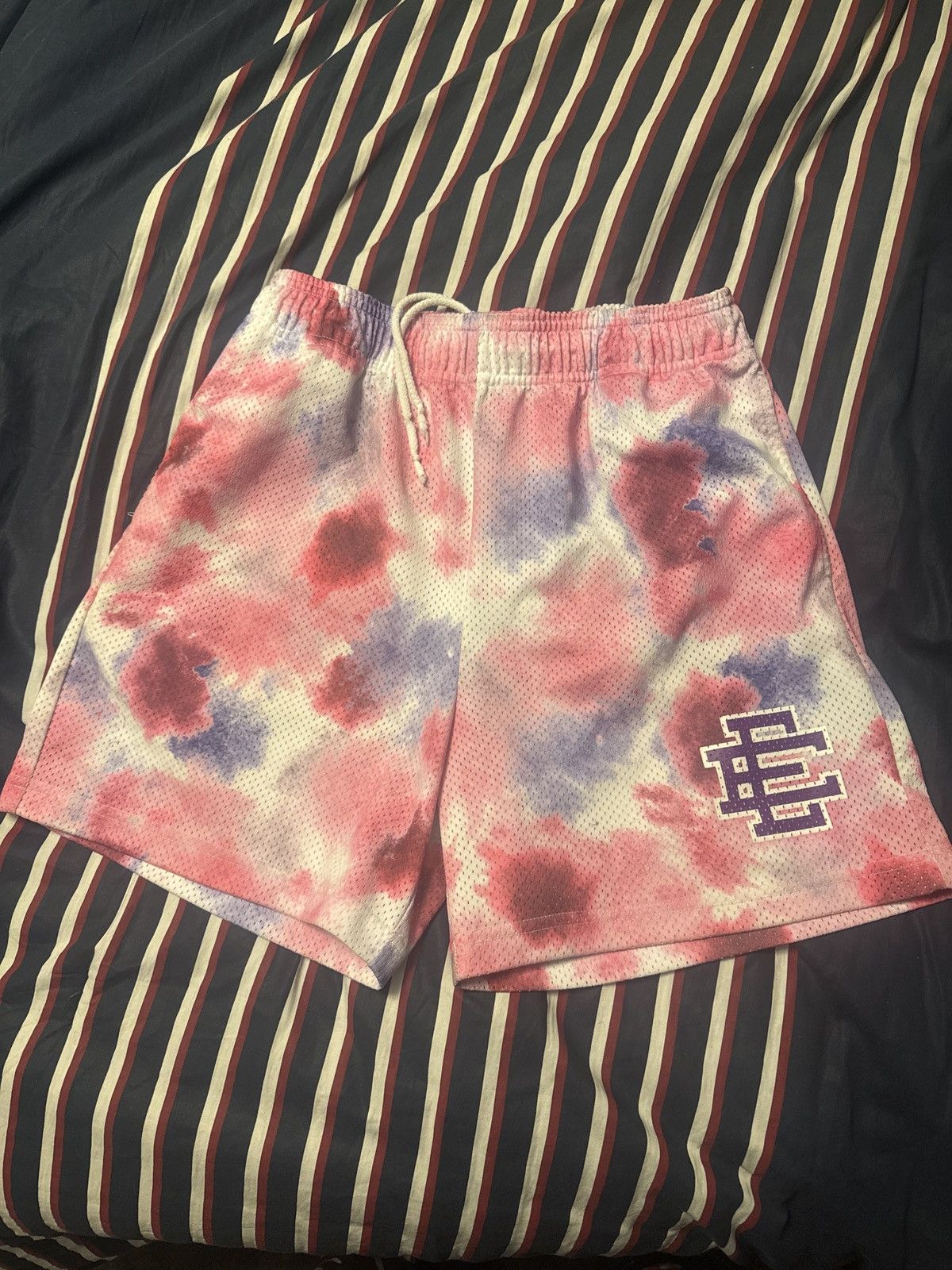 Eric Emanuel Eric Emmanuel Lavendar Watercolor Spotted Shorts Size US 32 / EU 48 - 1 Thumbnail