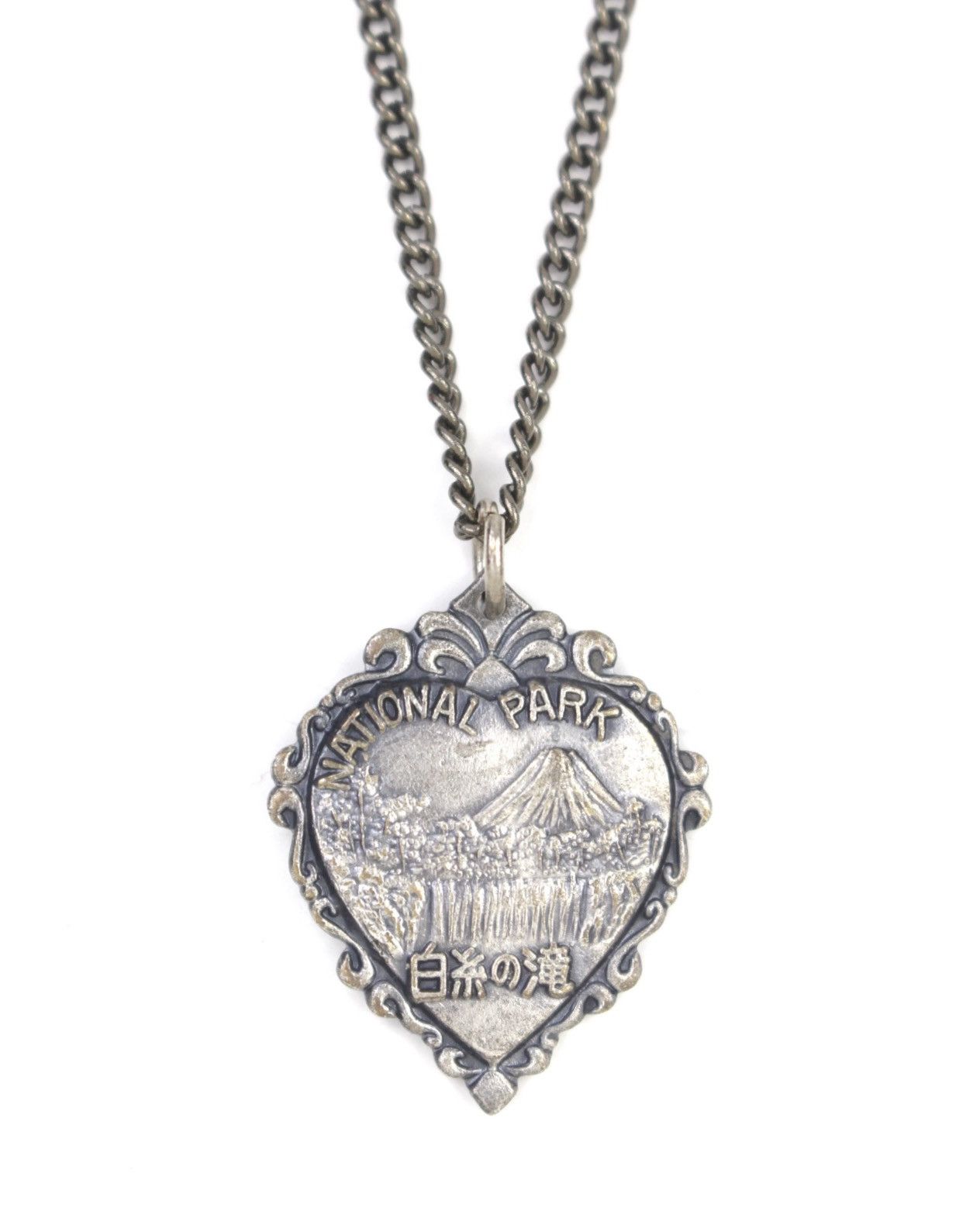 Vintage 1970S (白糸の滝) SHIRAITO FALLS NATIONAL PARK MEDALLION NECKLACE Size ONE SIZE - 1 Thumbnail