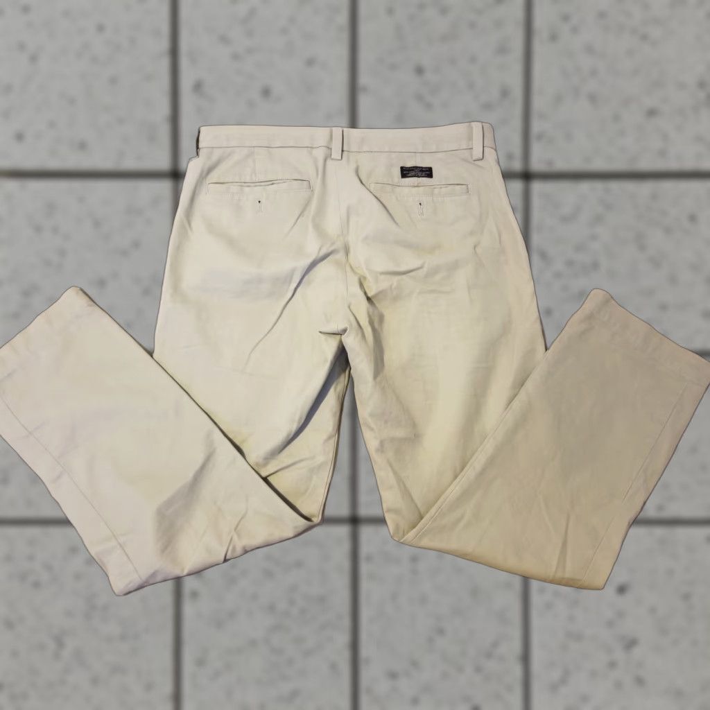 Banana Republic Banana Republic Mens Khaki Pants 31x30 31x29 Slim Straight Flat Front Be​ige Cotton Casual Business Chinos Trousers Slacks Pockets Vector Size US 31 - 1 Thumbnail