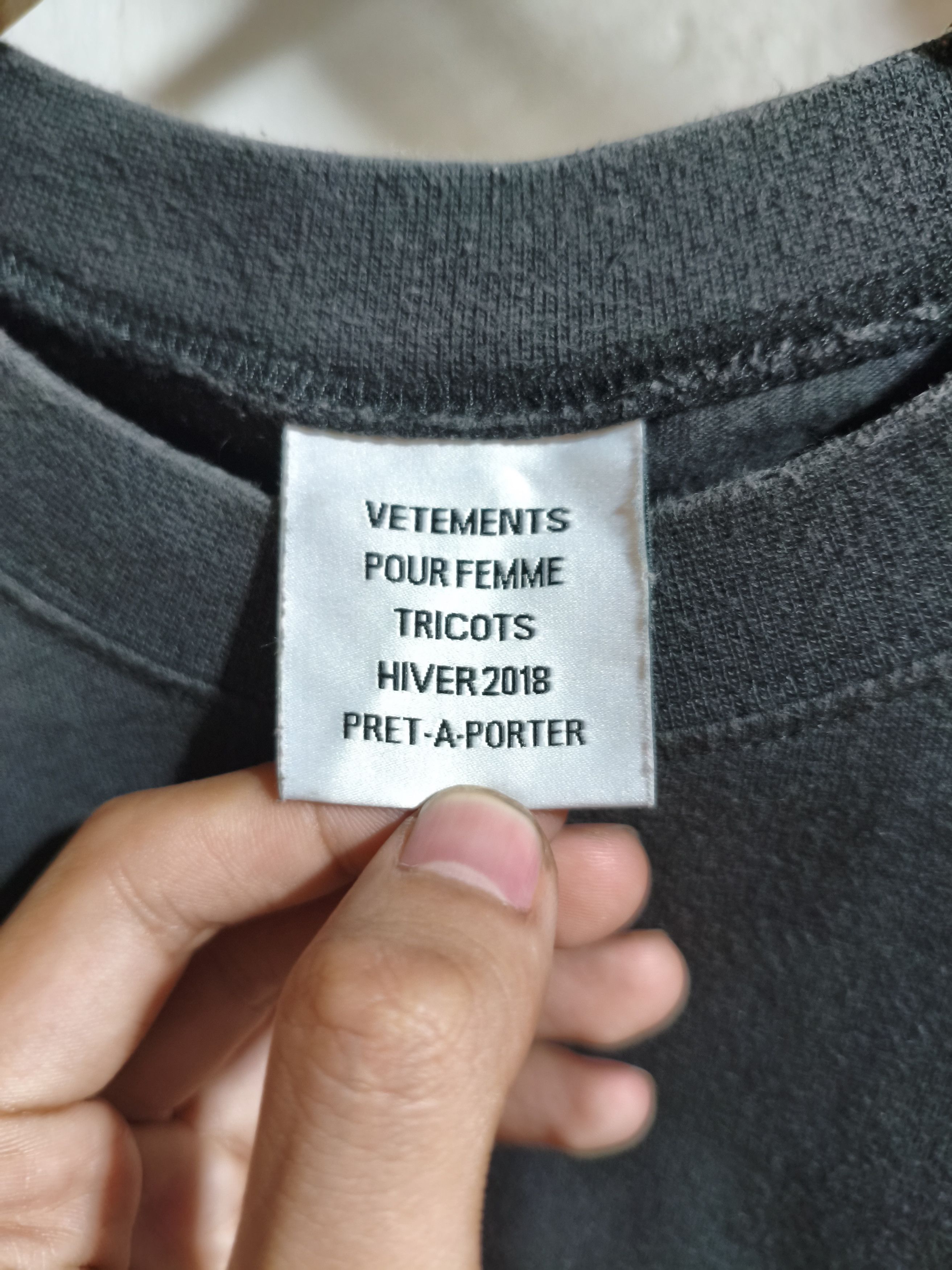 Vetements Vetements staff 2018 Demna era Size US S / EU 44-46 / 1 - 3 Thumbnail