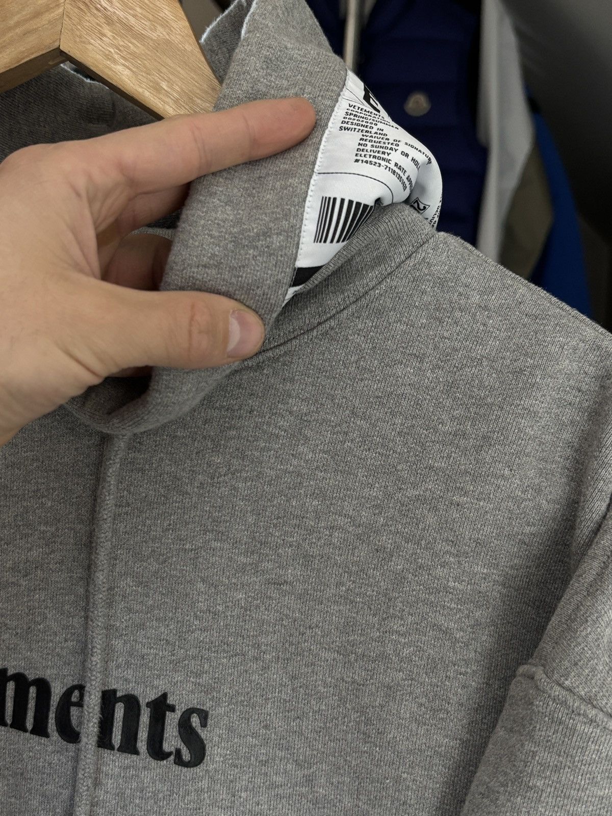 Vetements Vetements Postage Oversized Rare Hoodie Size US M / EU 48-50 / 2 - 5 Thumbnail