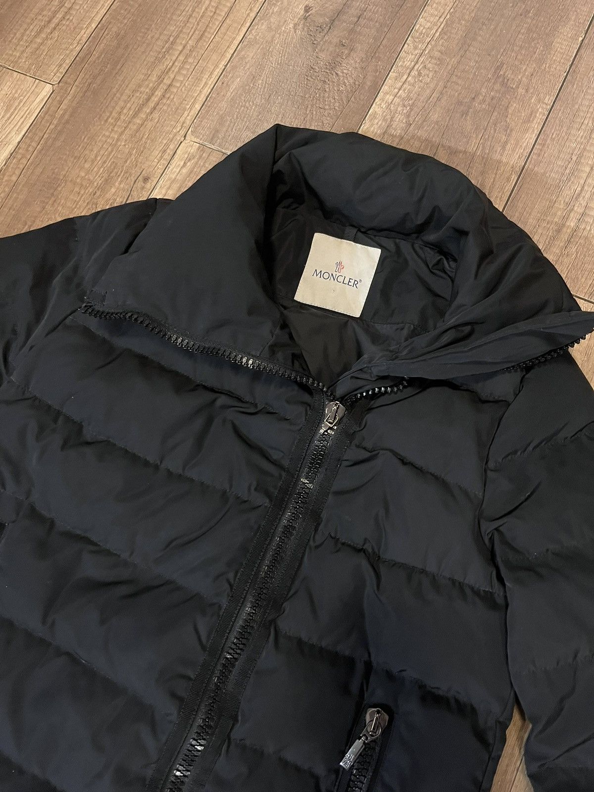 Moncler Moncler Women’s Black Down Puffer Jacket Size S Authentic Size S / US 4 / IT 40 - 2 Thumbnail