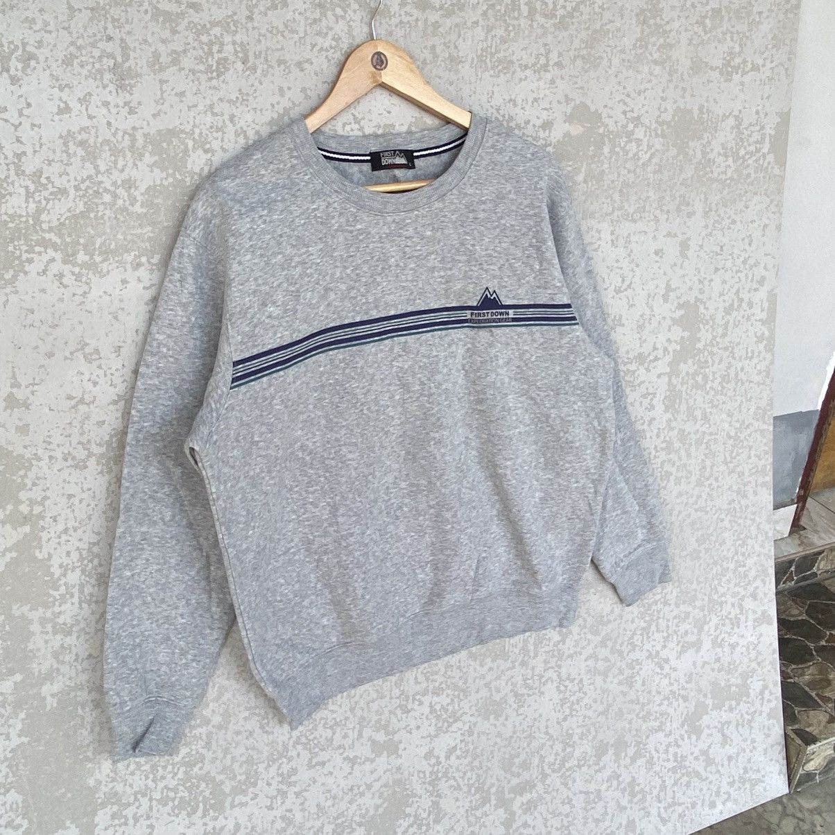 Other Vintage First Down Embroidered Crewneck Sweatshirt Gray Size US L / EU 52-54 / 3 - 3 Thumbnail