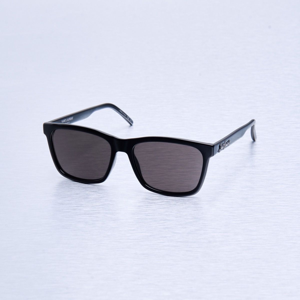 Saint Laurent Paris SAINT LAURENT SL 318 001 SUNGLASSES Size ONE SIZE - 1 Thumbnail