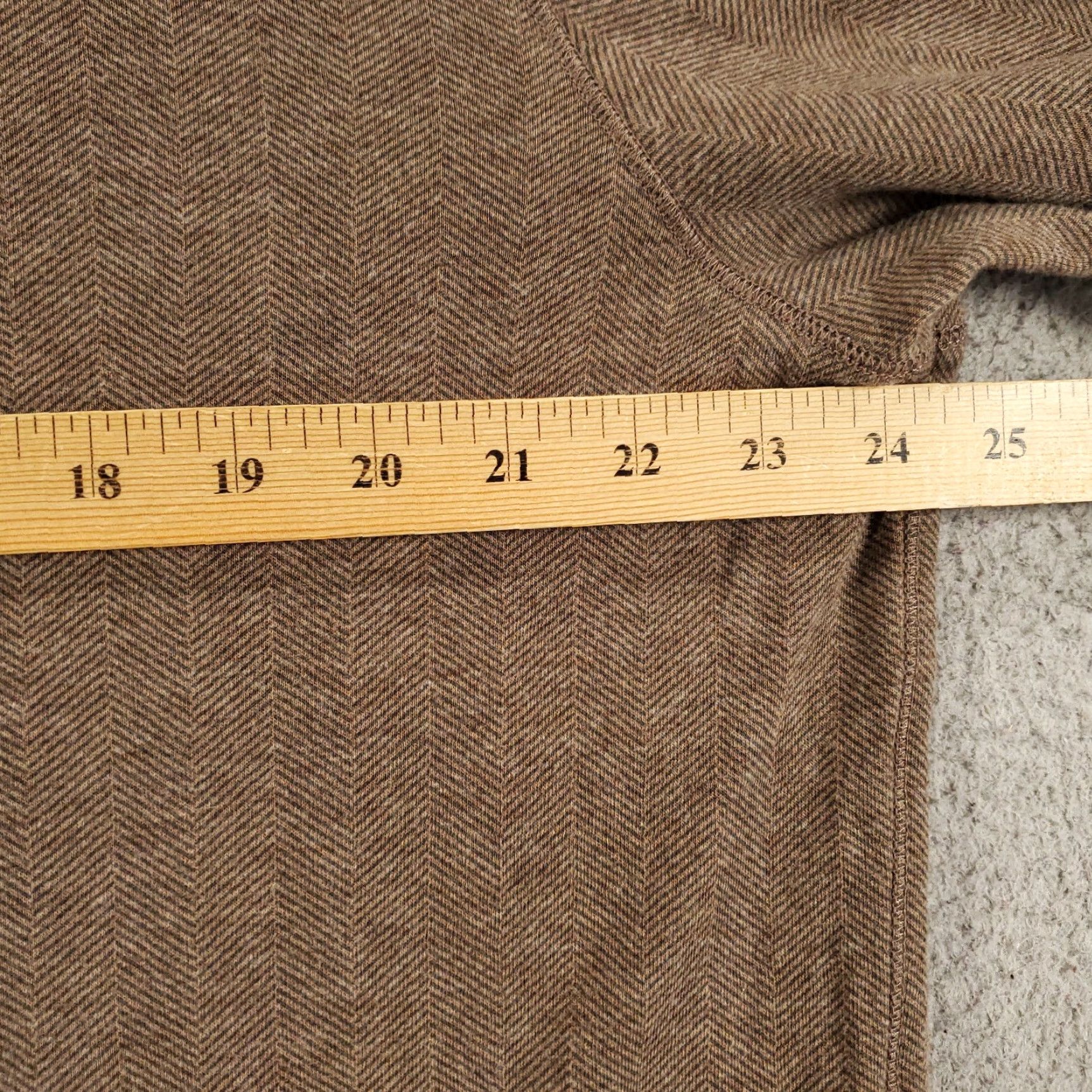 Vintage Tahari Mens XL Pullover Sweater 1/4 Zip Herringbone Brown Gray Classic Casual Shirt? Size US XL / EU 56 / 4 - 3 Thumbnail