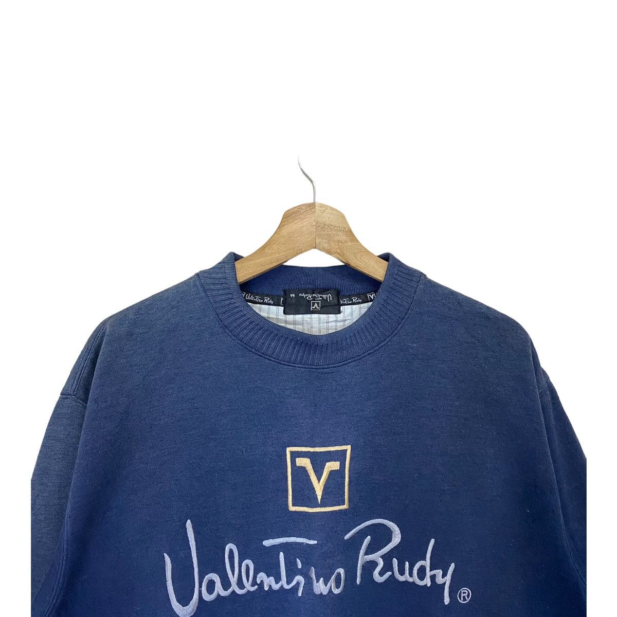 Vintage Vintage 90s Valentino Rudy Big Logo Crewneck Sweatshirt Size US S / EU 44-46 / 1 - 4 Thumbnail