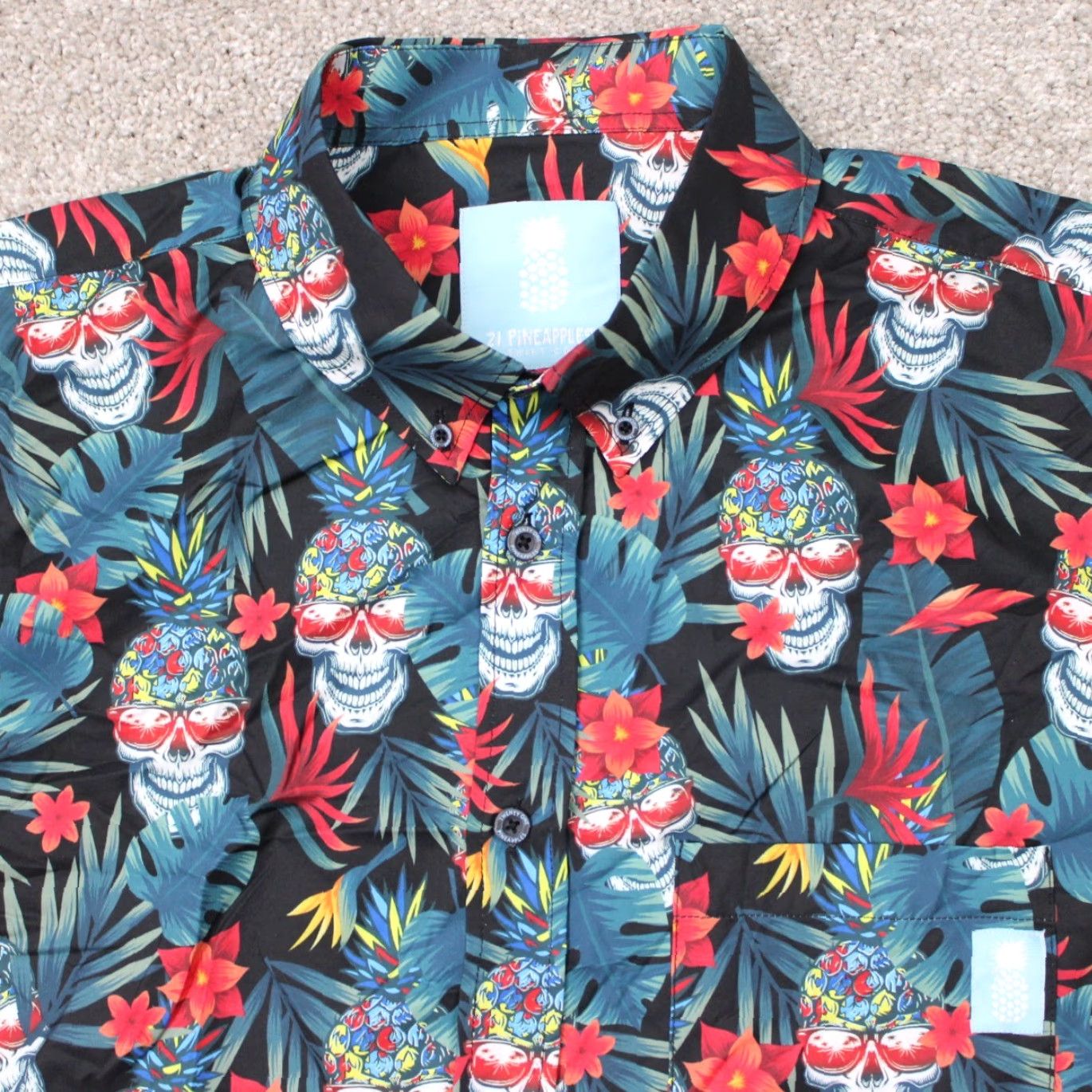 Vintage 21 Pineapples Shirt Mens Large Black Sugar Skulls Hawaiian Polyester Stretch S/S Shirt Size US L / EU 52-54 / 3 - 6 Thumbnail