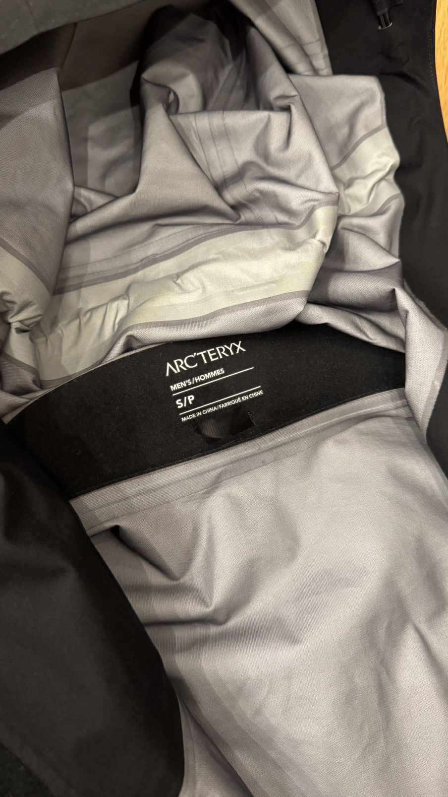 Arc'teryx Arc’teryx Men’s Long Hooded Technical Shell Coat Size US S / EU 44-46 / 1 - 4 Thumbnail