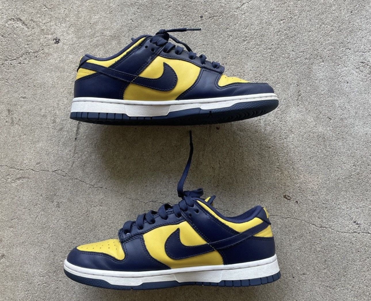 Nike Nike dunks Michigan Size US 7.5 / EU 40-41 - 2 Thumbnail