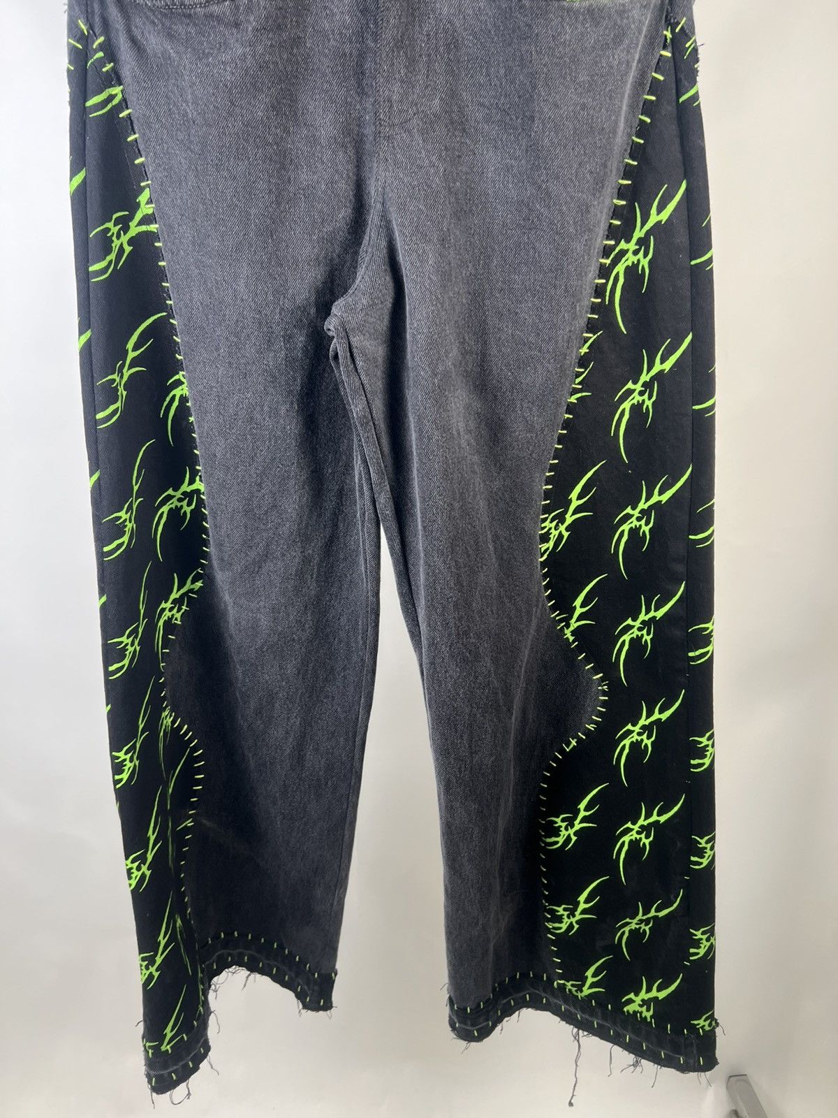 Levi's 1OF1 uncycled levis neon printed baggy fit denim Size US 30 / EU 46 - 2 Thumbnail
