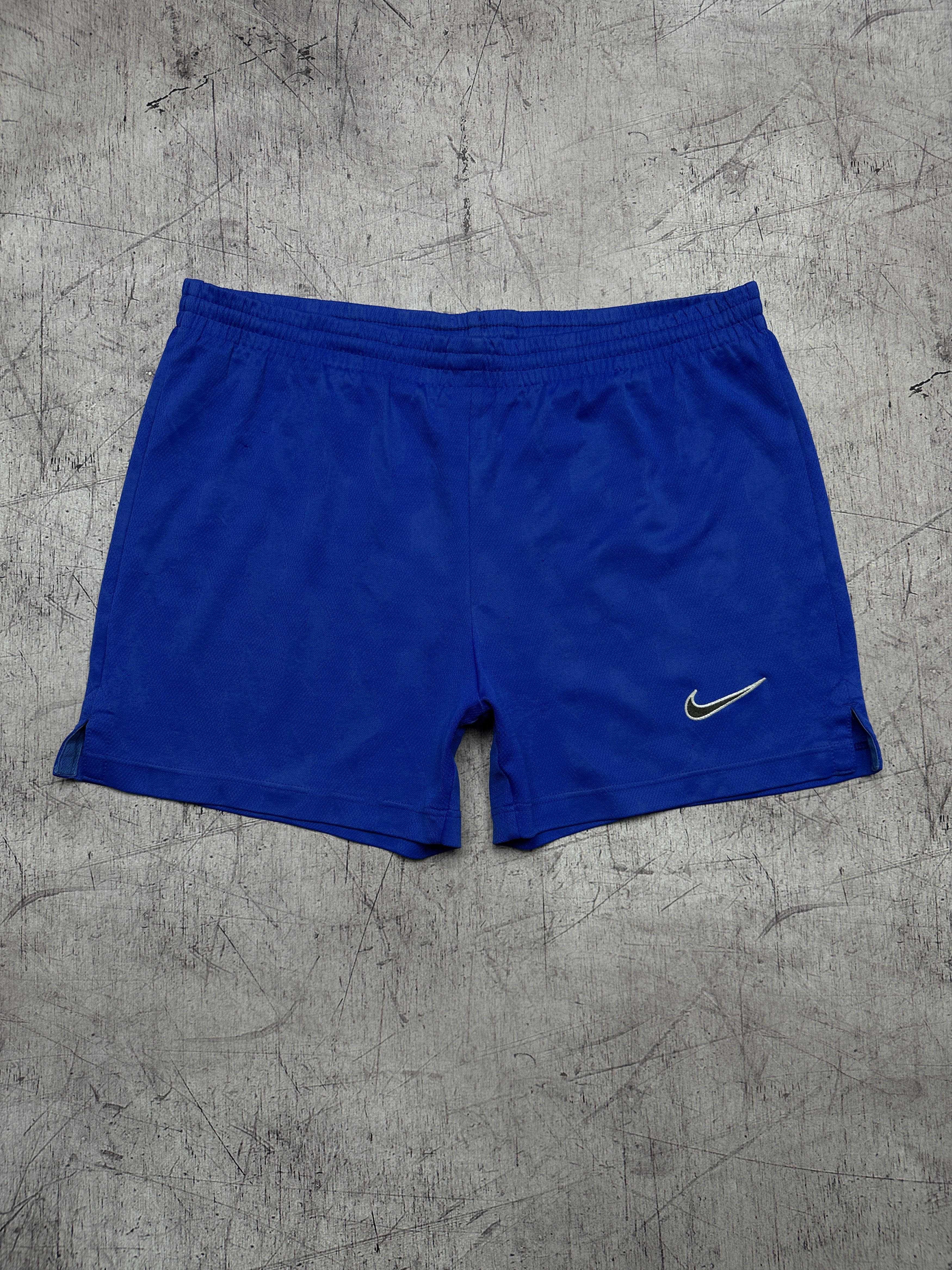 Nike Nike 90s Vintage Mens Shorts Size US 30 / EU 46 - 1 Thumbnail