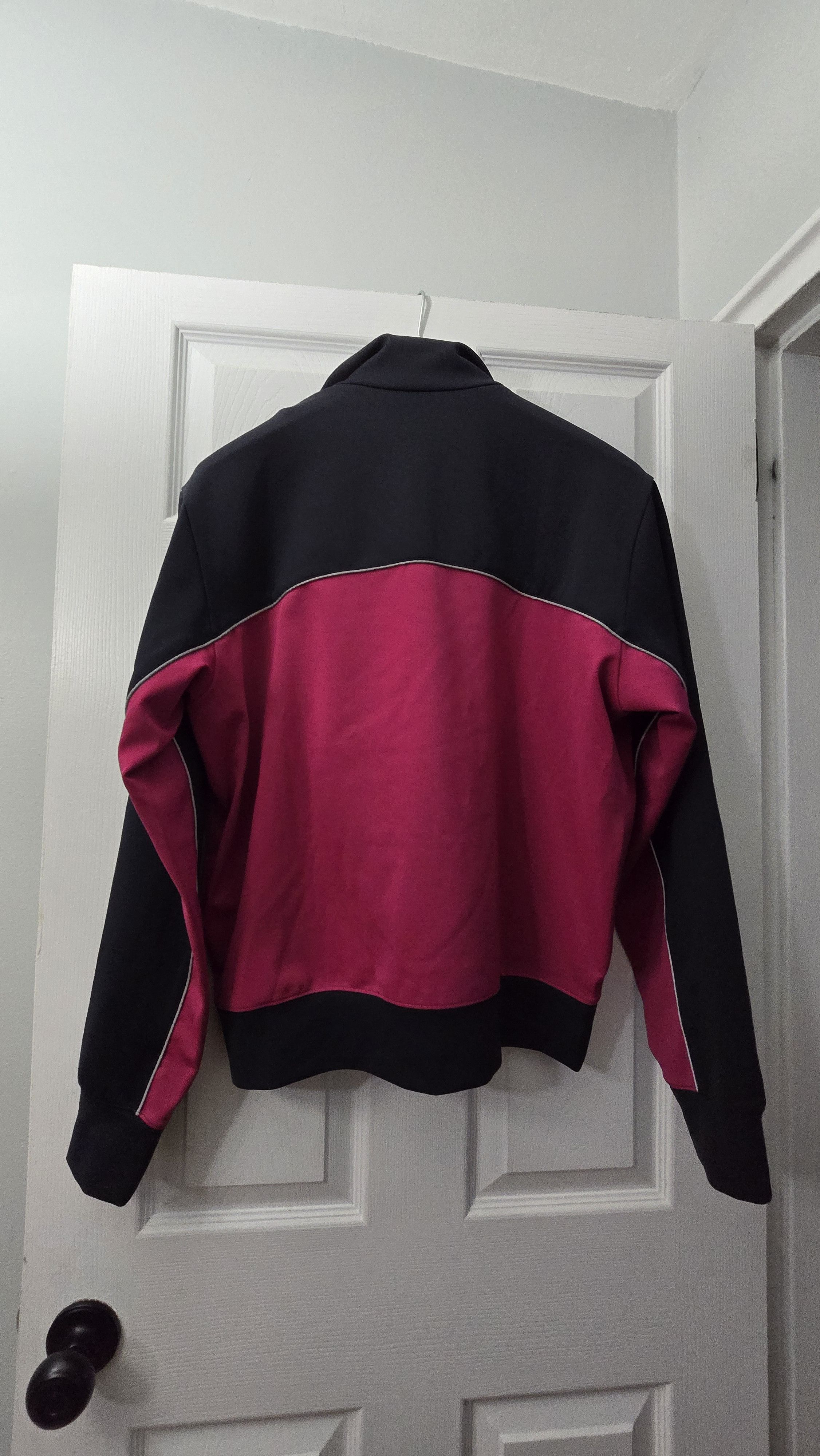 Moncler Moncler jw anderson full track suit sz large Size 30" / US 8 / IT 44 - 6 Thumbnail