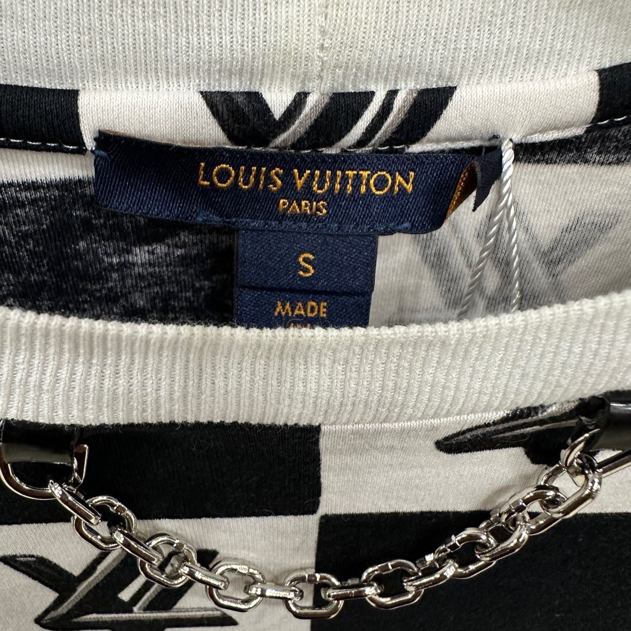 Louis Vuitton Louis Vuitton Short Sleeve T-shirt K26WX Size S / US 4 / IT 40 - 6 Thumbnail