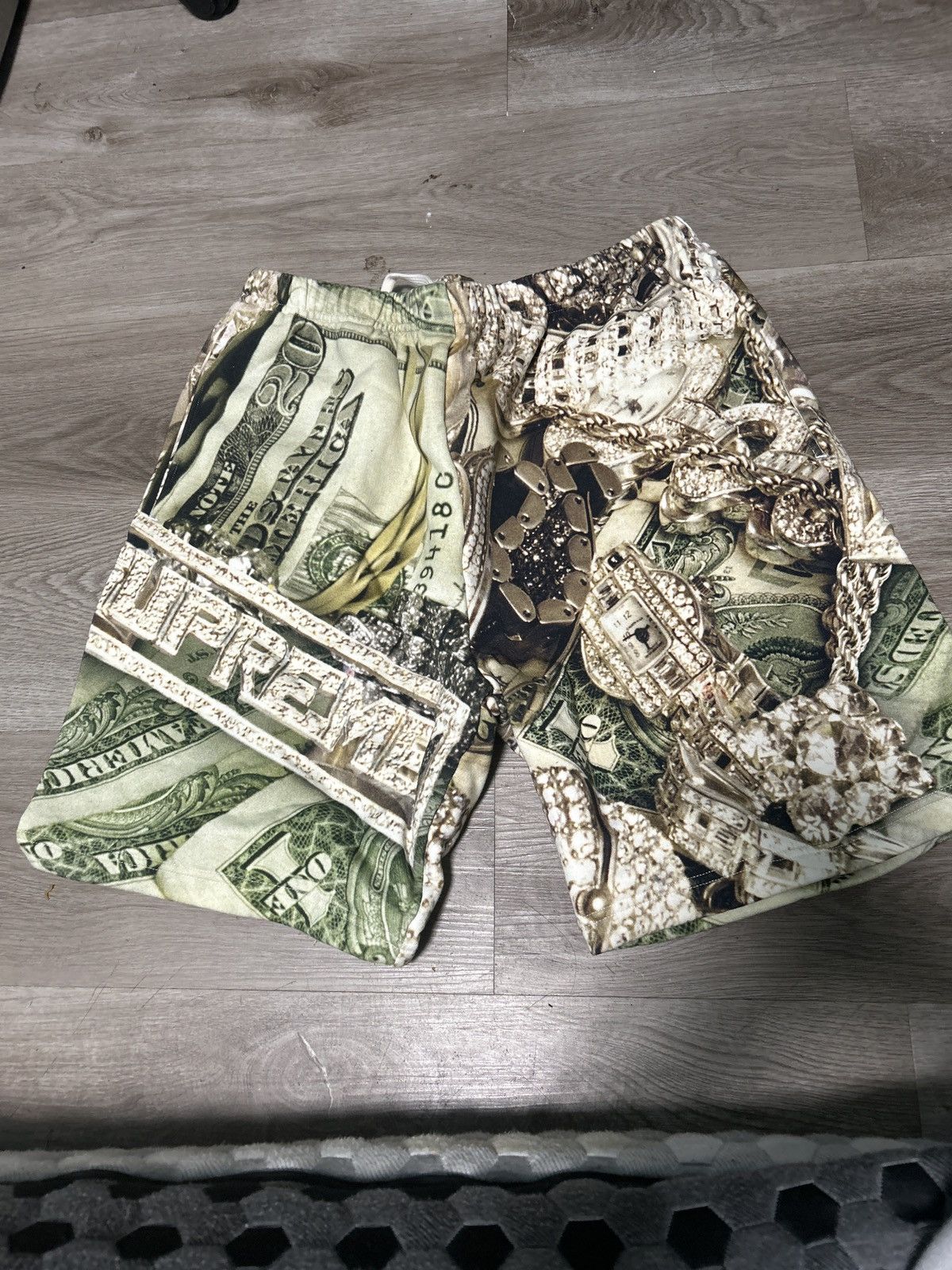 Designer × Supreme Supreme bling Size US 32 / EU 48 - 1 Thumbnail