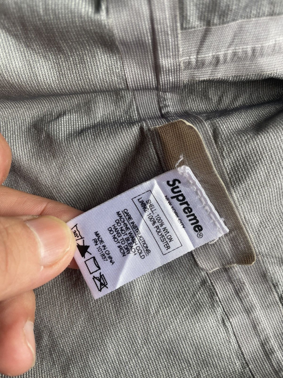 Supreme Authentic SUPREME windbreaker hooded Size US M / EU 48-50 / 2 - 11 Thumbnail