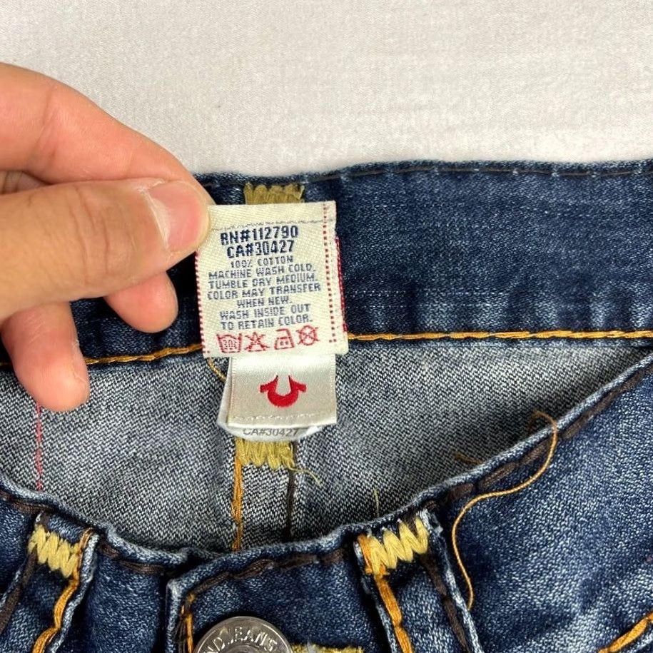 True Religion VINTAGE True Religion Jeans Mens 30x33 Joey Super T Flared Dark USA 5-Pocket Zipper Button Logo Blue Denim Cotton Jeans Mens Size US 30 / EU 46 - 7 Thumbnail
