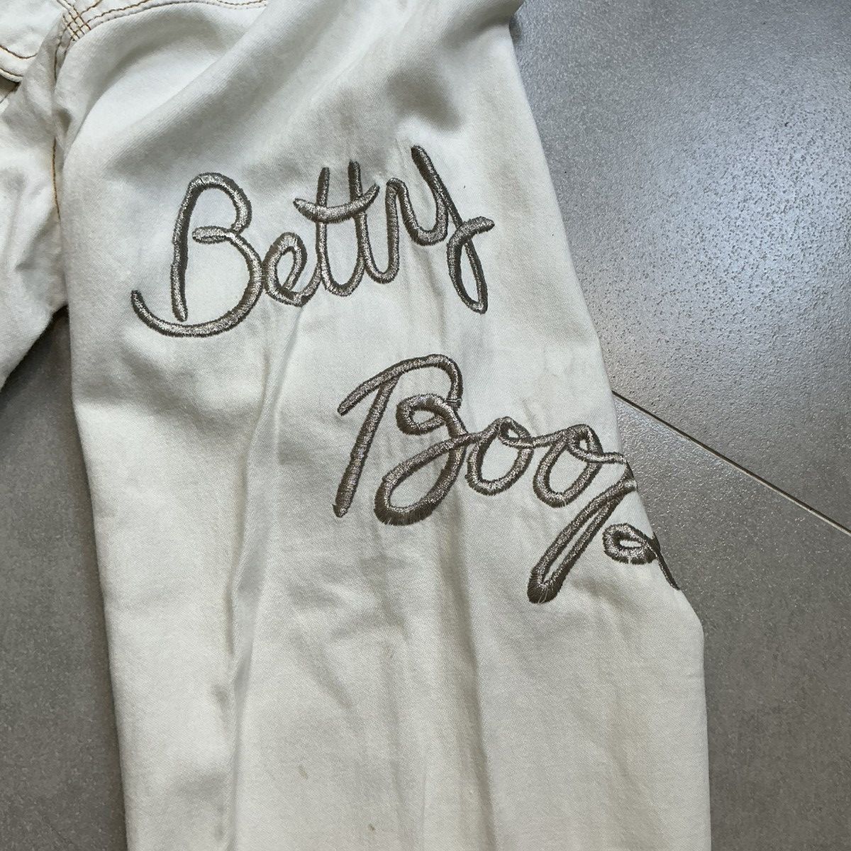 Other 90s Betty Boop Embroidery Shirt Size US M / EU 48-50 / 2 - 11 Thumbnail