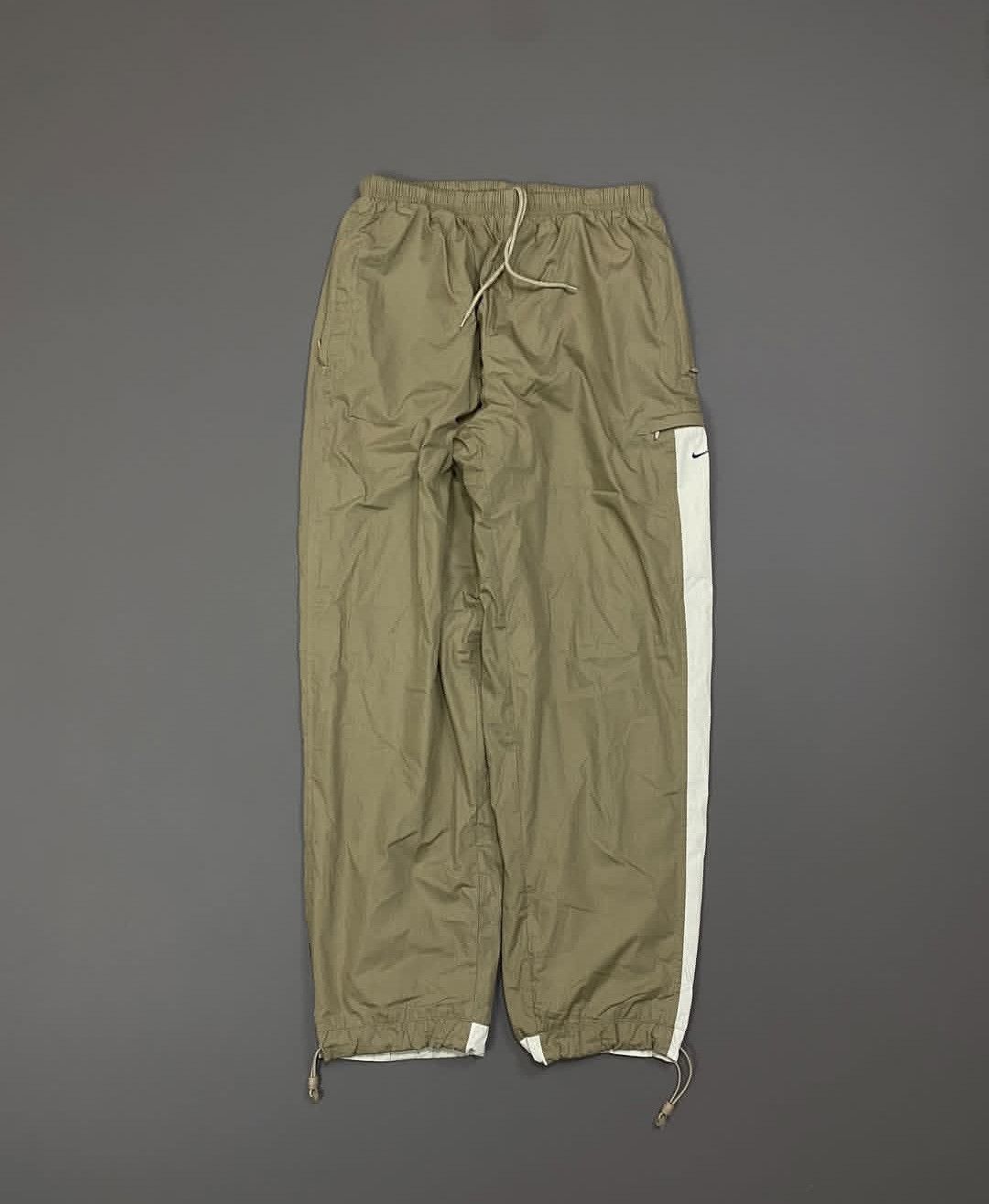 Nike Vintage Nike 90s Parachute Baggy Track Pants Khaki XL Size US 36 / EU 52 - 2 Thumbnail