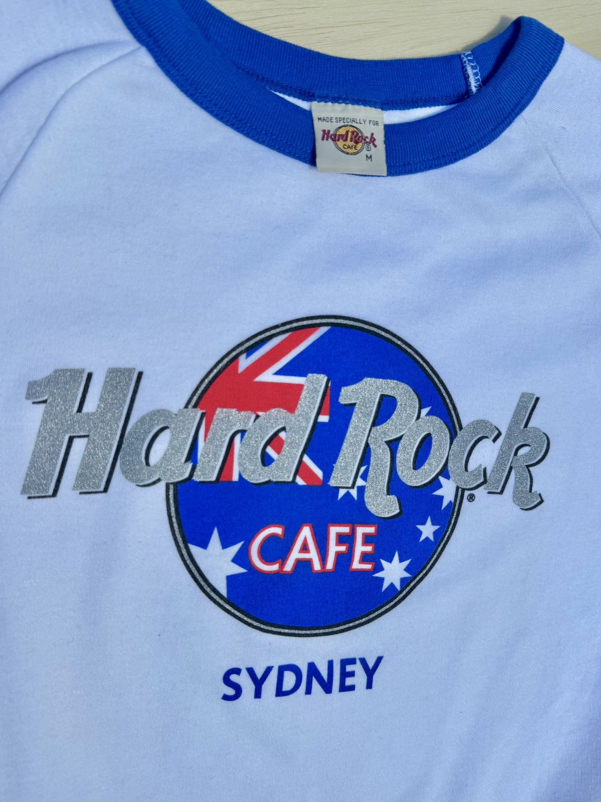 Band Tees × Hard Rock Cafe × Vintage Vintage Hard Rock Cafe Sydney Australia 80’s Retro T-Shirt Size US M / EU 48-50 / 2 - 5 Thumbnail