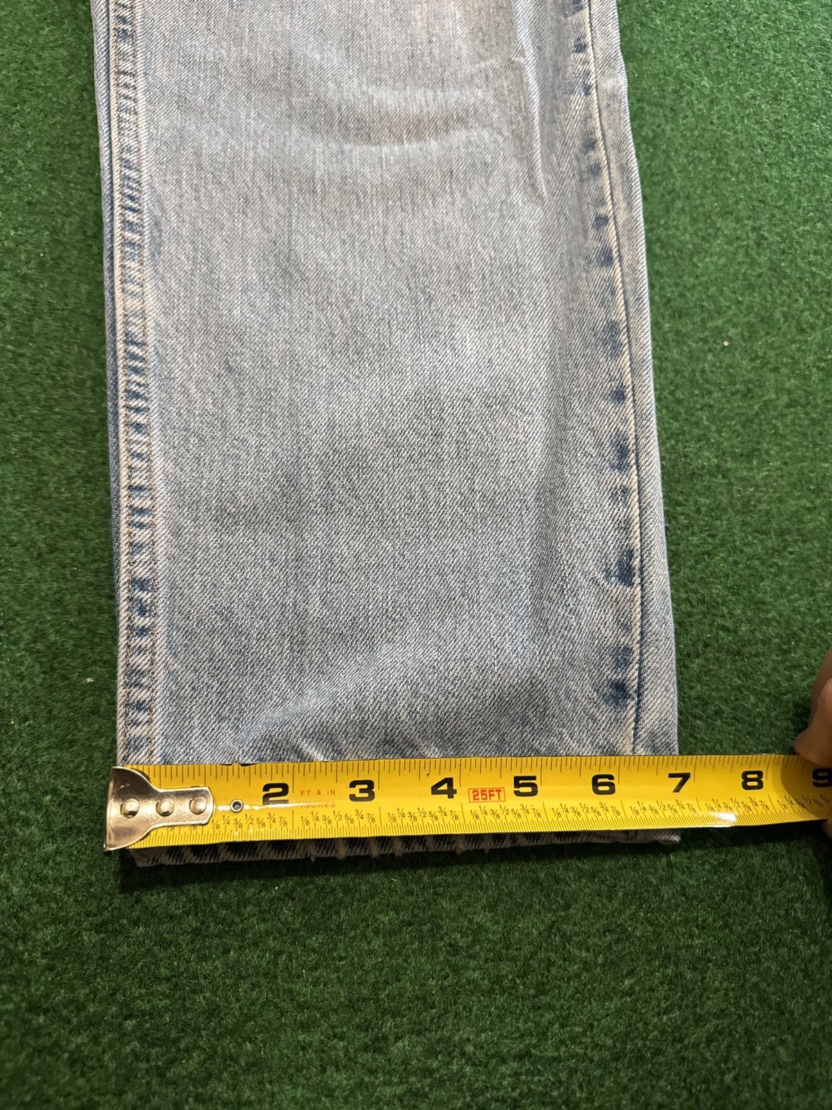 Levi's Vintage Clothing Vintage Levi’s 550 Relaxed Taper 16 32x30 Light Wash Jeans Size 38" / US 16 / IT 52 - 8 Thumbnail